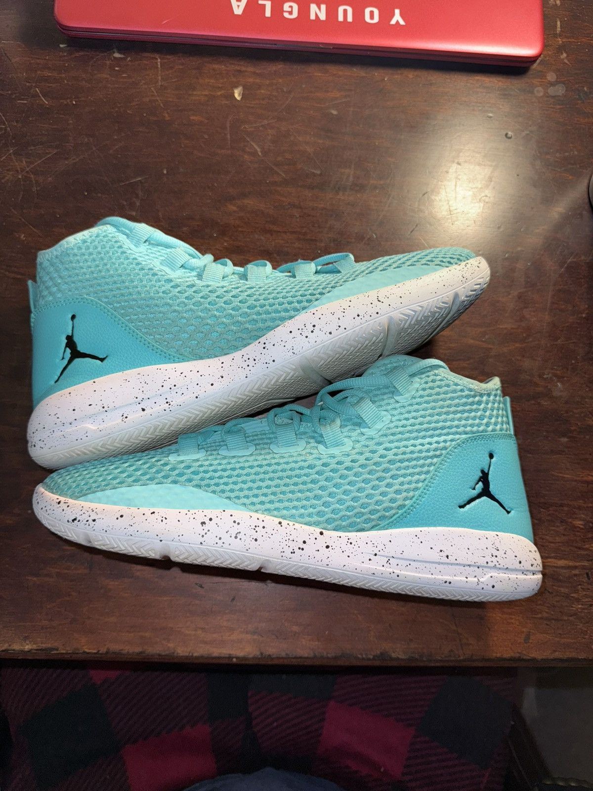 Jordan Brand Jordan Reveal Hyper Turquoise Size US 9.5 / EU 42-43 - 1 Thumbnail