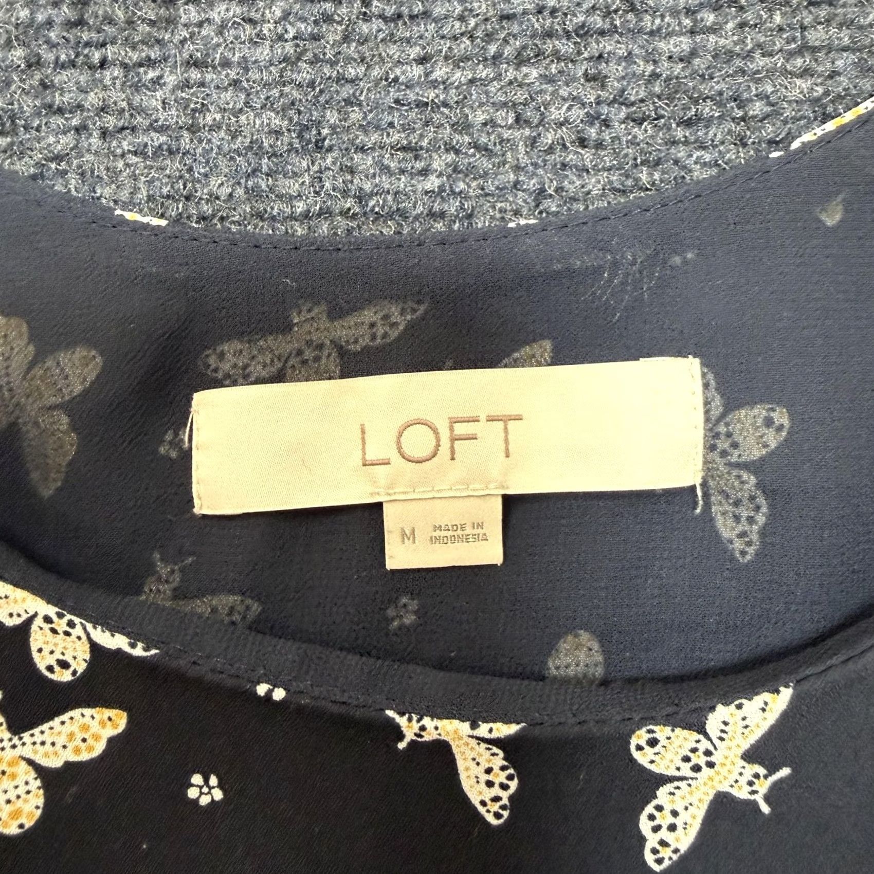 Loft LOFT Tank Top Womens Moth Print Blue Sleeveless Camisole Scoop Neck Tank Top Womens Medium Blue Moth Print Sleeveless Casual Summer Size M / US 6-8 / IT 42-44 - 3 Thumbnail