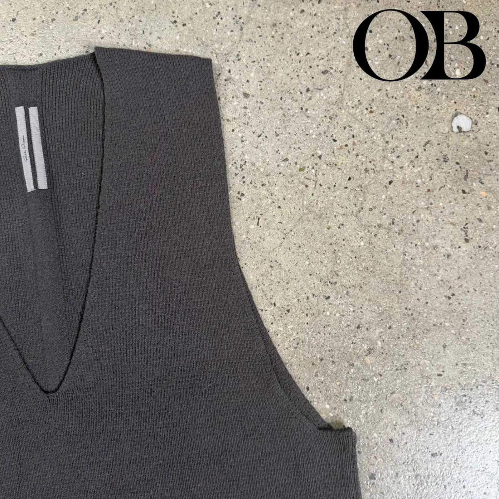 Rick Owens Rick Owens V-Tank Cashmere Vest Size US L / EU 52-54 / 3 - 4 Thumbnail