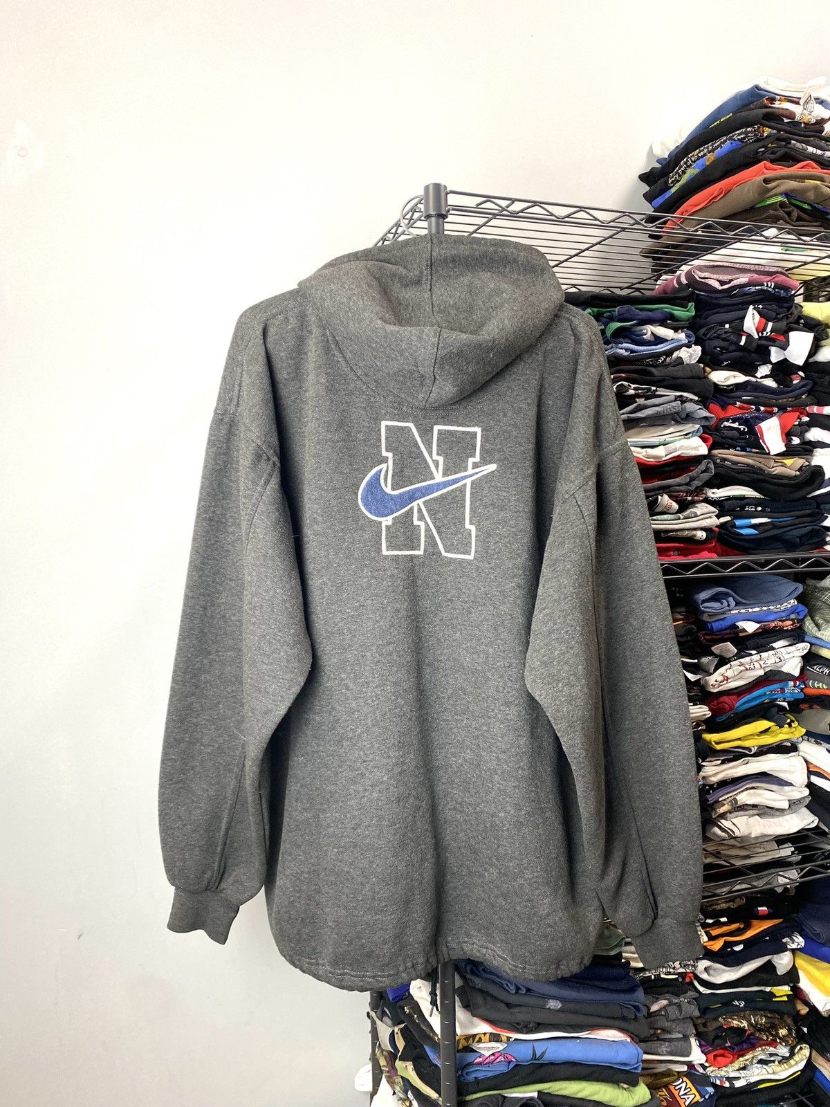 Nike 1990’s Nike Vintage Hoodie Embroidered N Logo Size US XL / EU 56 / 4 - 1 Thumbnail