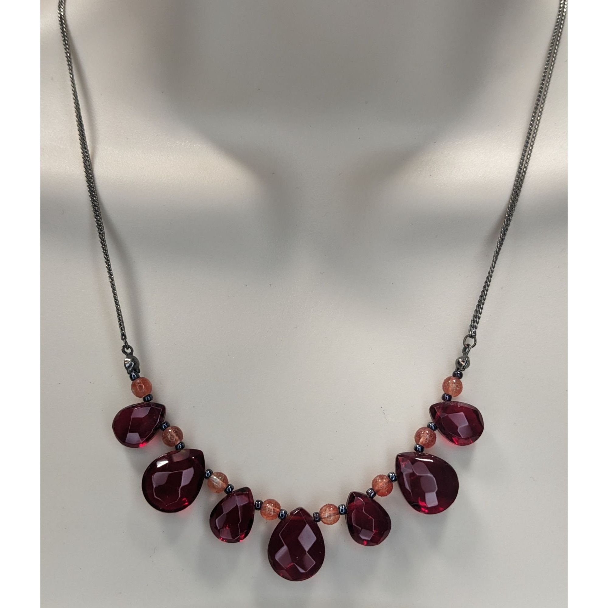 Other Gothic Vampire Blood Red Teardrop Statement Necklace Size ONE SIZE - 1 Thumbnail