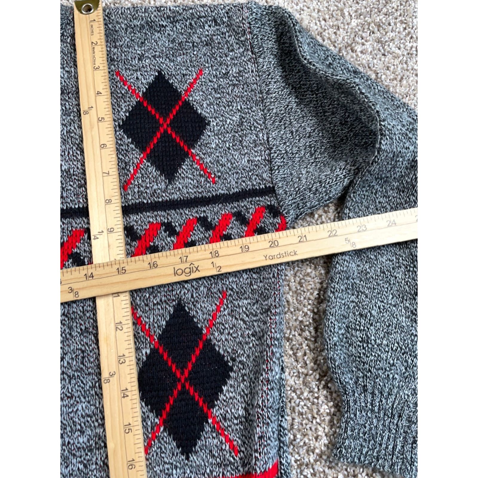 Vintage VINTAGE Diamond Pattern Sweater Mens Adult Medium Gray Lightweight Knit England 90s Preppy Pullover Knit Top Size US M / EU 48-50 / 2 - 6 Thumbnail