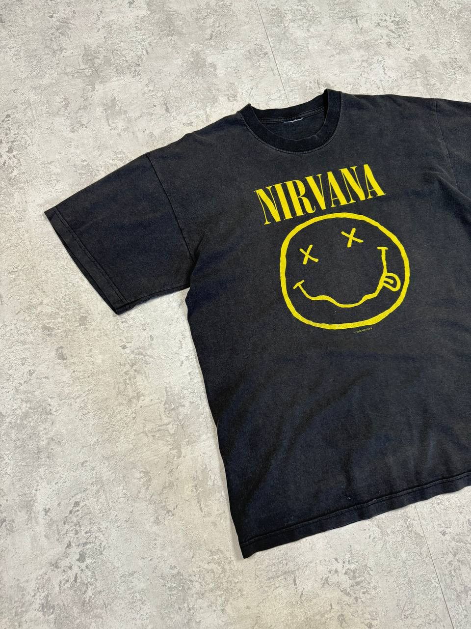 Band Tees Vintage Nirvana 1992 Smile Face T-Shirt Kurt Cobain Size US L / EU 52-54 / 3 - 3 Thumbnail