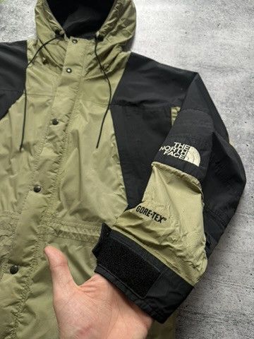 The North Face Vintage The North Face Gore-Tex Ski Outdoor Hiking Jacket Size US L / EU 52-54 / 3 - 4 Thumbnail