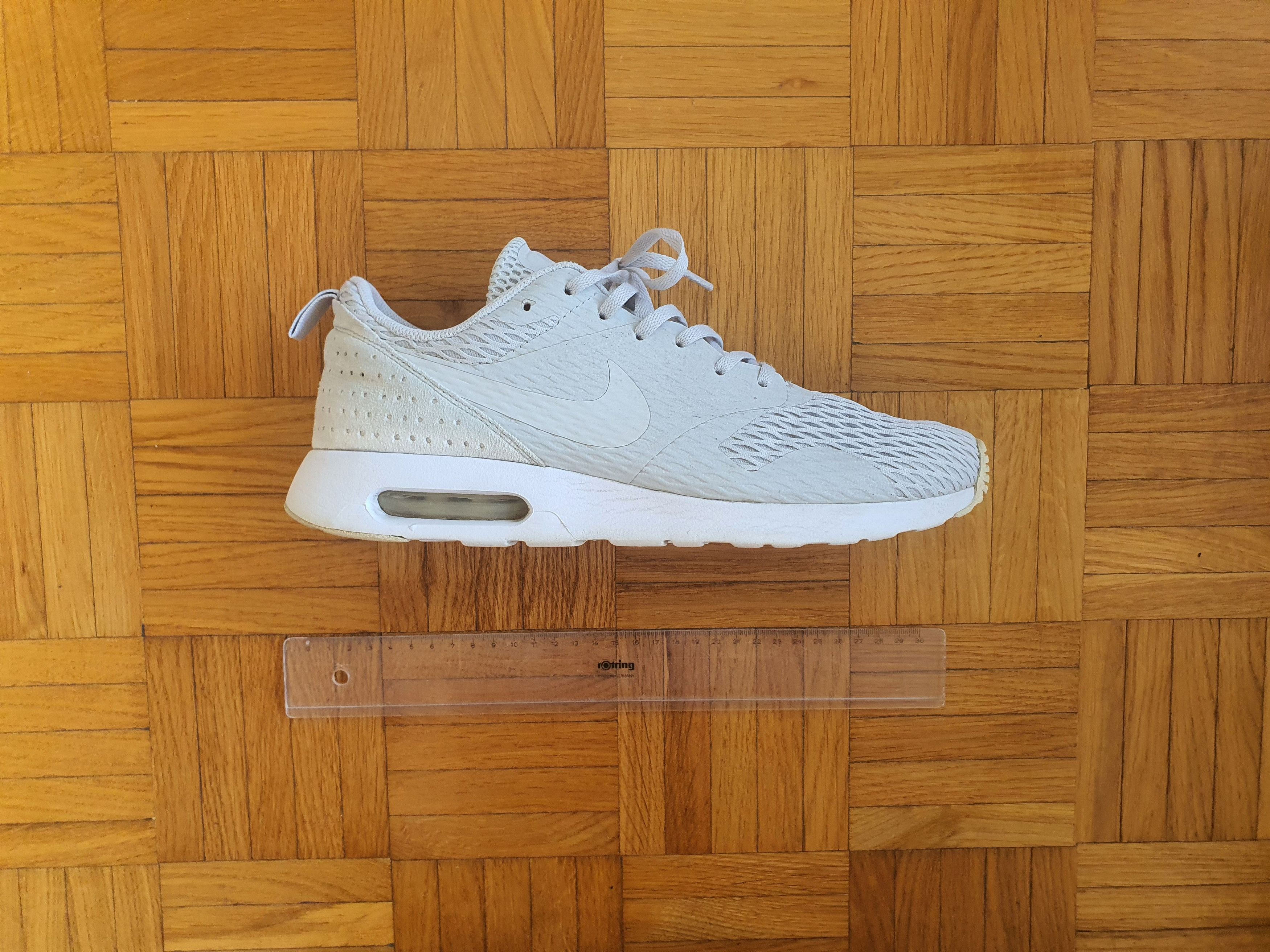 Nike AIR MAX TAVAS SE - Pure Platinum (718895-011) - Sz EU 44 Size US 10 / EU 43 - 9 Thumbnail