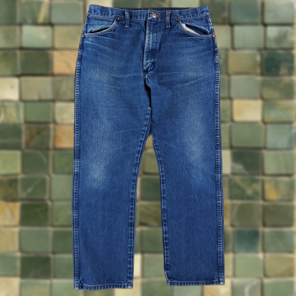Wrangler VINTAGE Wrangler 13MWZ Jeans Mens 36 x 29 Blue Whiskering 70s 80s Straight Jeans Size US 36 / EU 52 - 1 Thumbnail