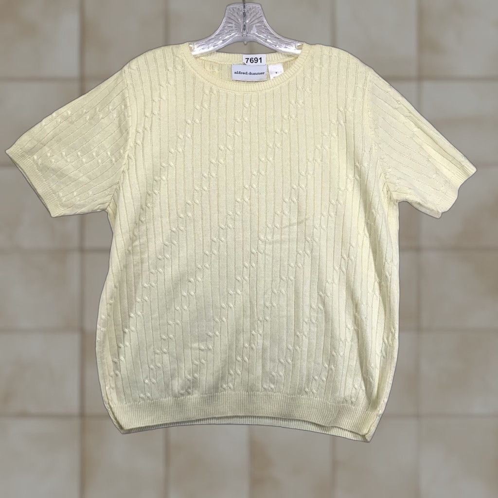 Vintage VINTAGE Alfred Dunner Knit Sweater Shirt Women's S Yellow Cable Knit 80s Cottage Core All Seasons Size S / US 4 / IT 40 - 1 Thumbnail