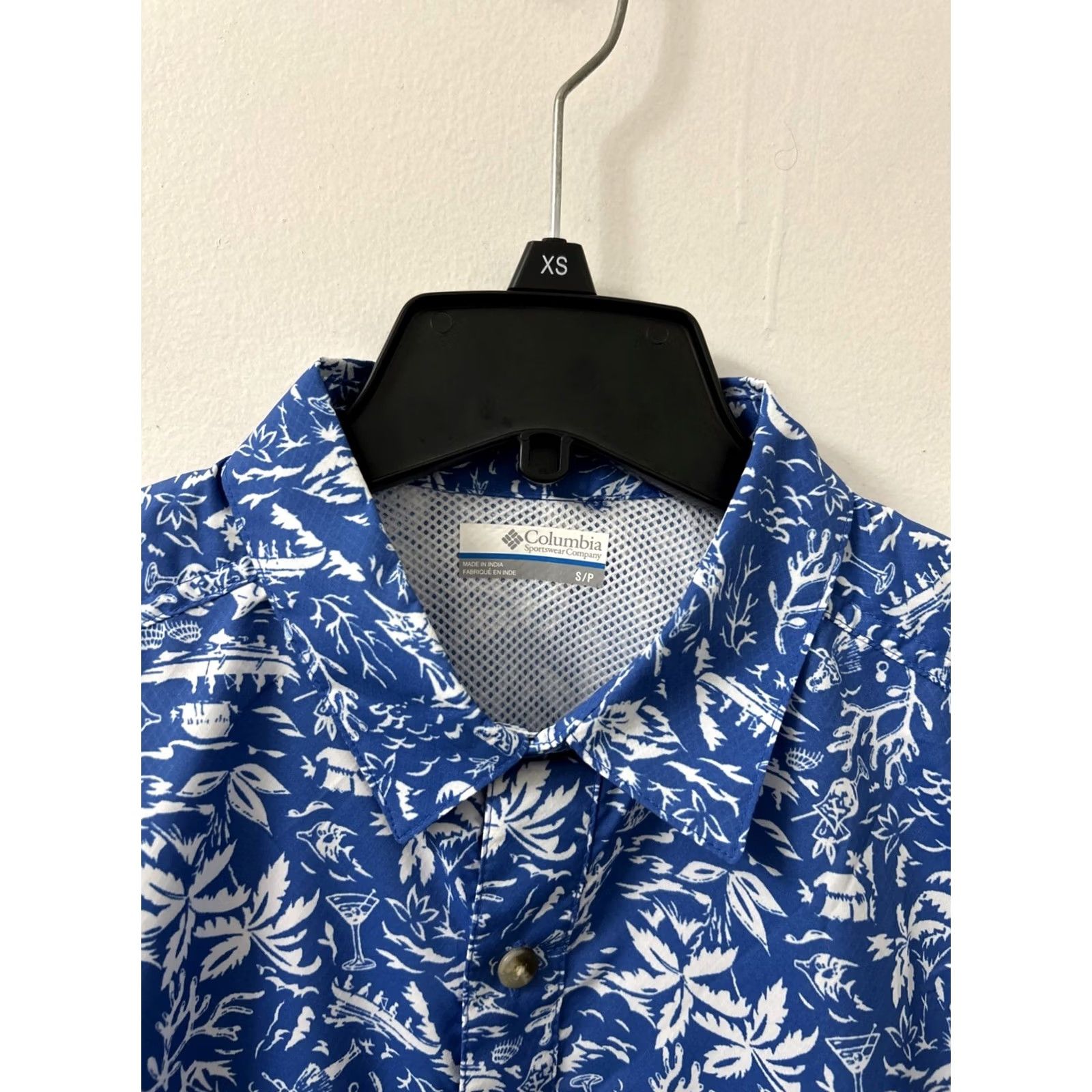 Vintage Columbia PFG Shirt Mens Sz Small Blue Hawaiian Button-Down Pocket Short Sleeve Shirt Size US S / EU 44-46 / 1 - 6 Thumbnail