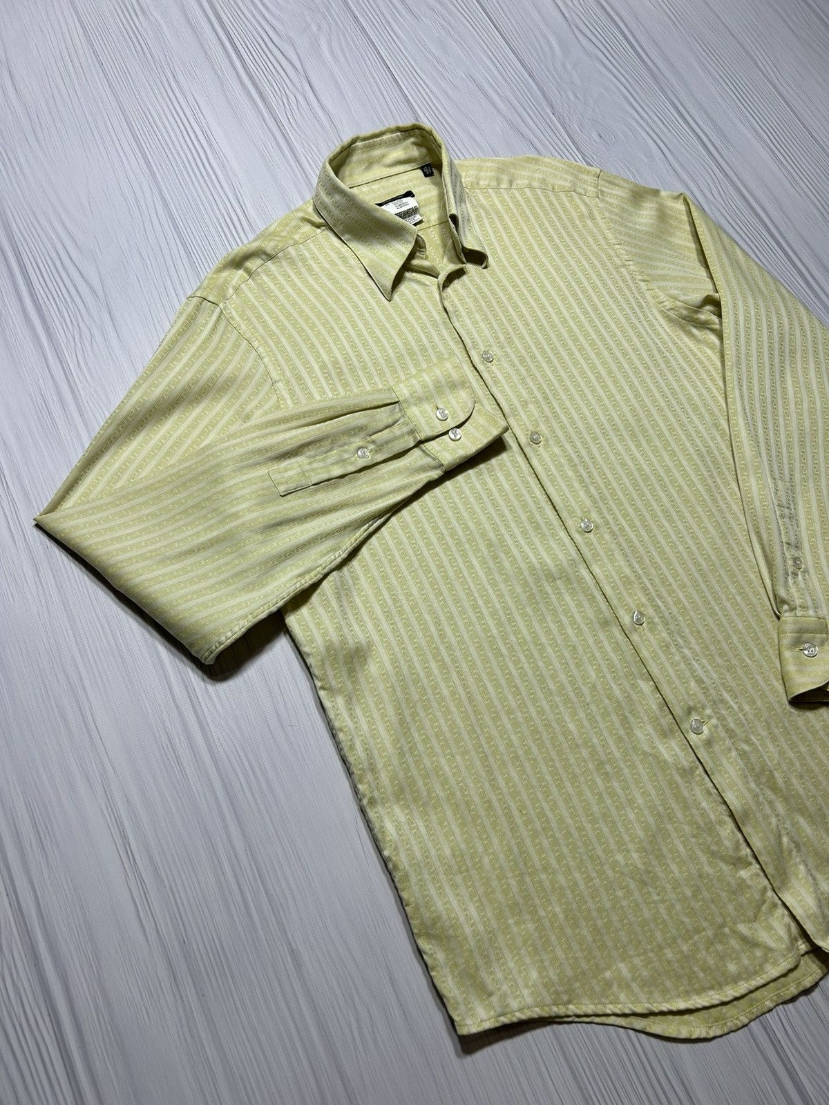 Versace RARE Versace Classic Monogram Shirt Size US L / EU 52-54 / 3 - 3 Thumbnail