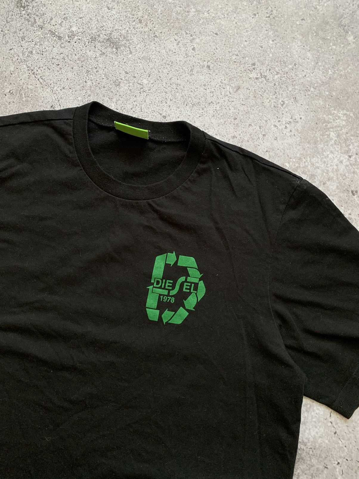 Diesel 🔥VINTAGE DIESEL T-SHIRT Size US M / EU 48-50 / 2 - 5 Thumbnail