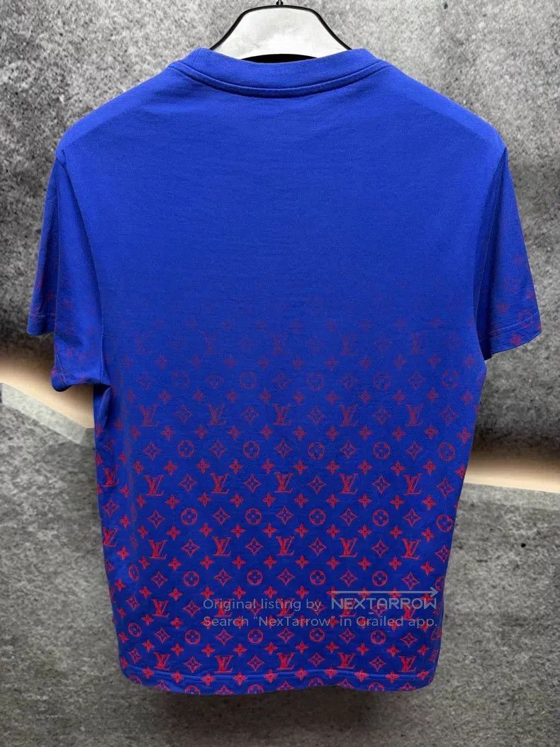 Louis Vuitton Louis Vuitton Blue Gradient Flower short sleeves Size US S / EU 44-46 / 1 - 2 Thumbnail