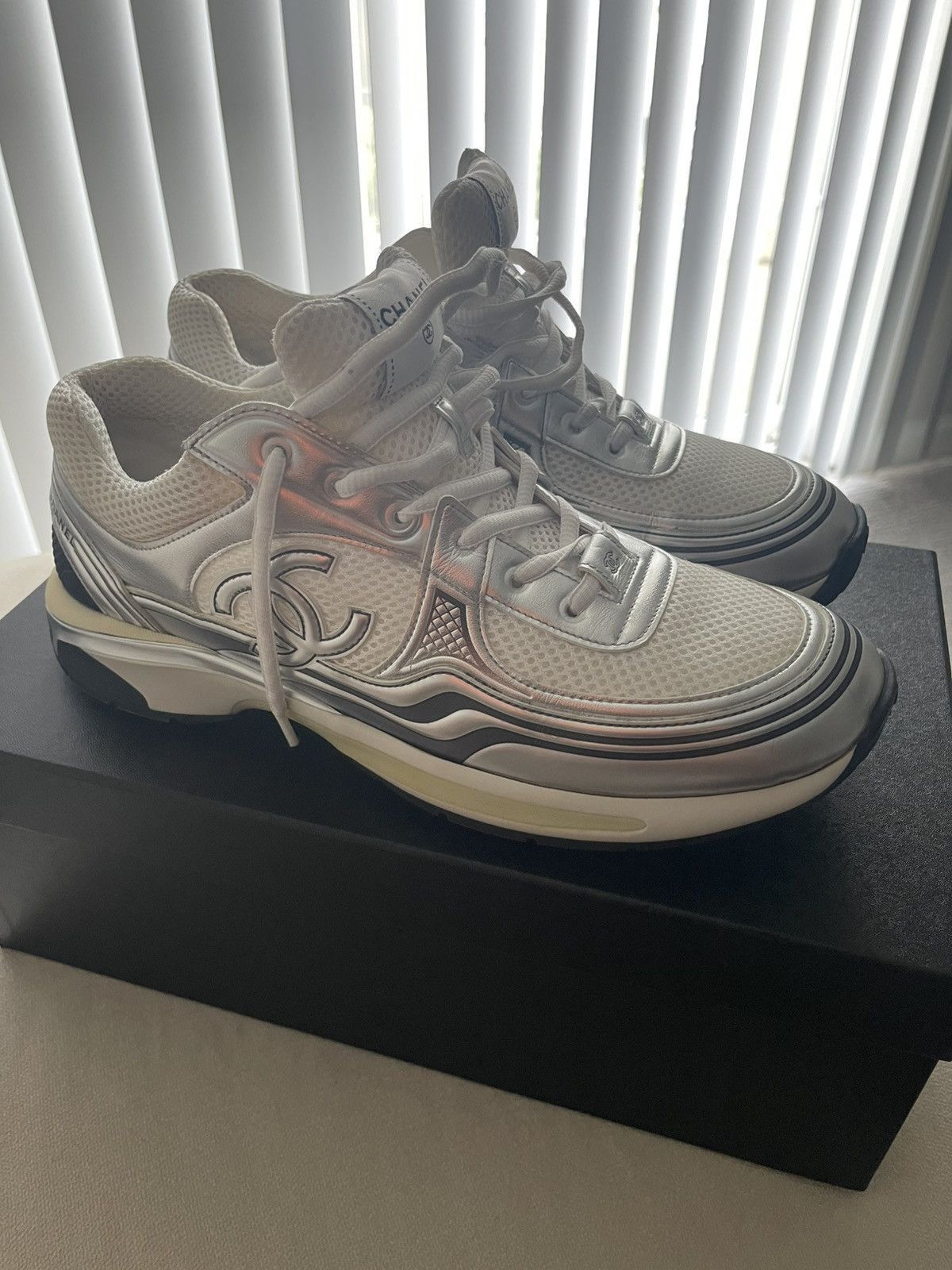 UNDERCOVER JUN TAKAHASHI Printed Soles Canvas Sneaker