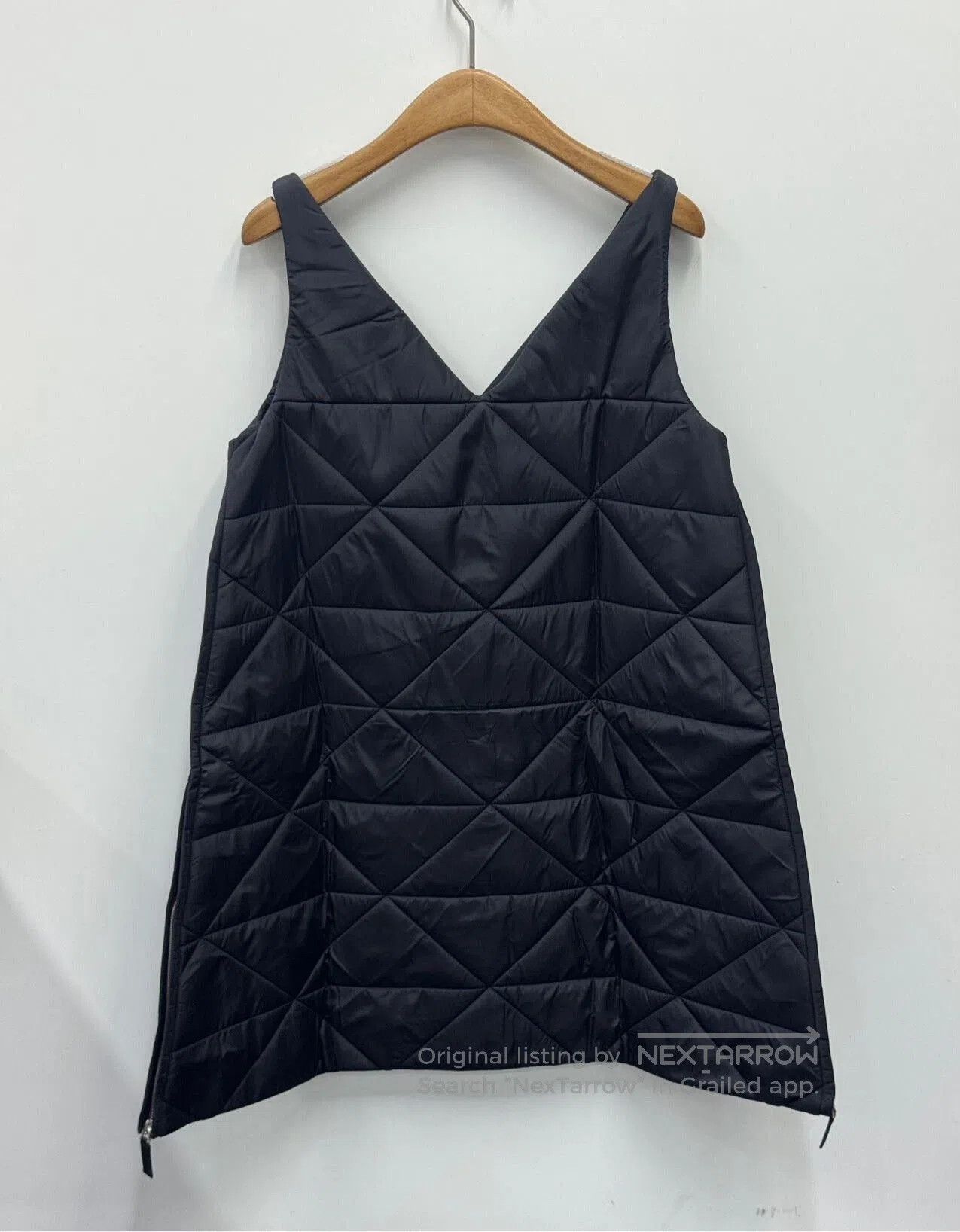 Prada Prada Women's V-Neck Padded Vest Dress. Size S / US 4 / IT 40 - 4 Thumbnail