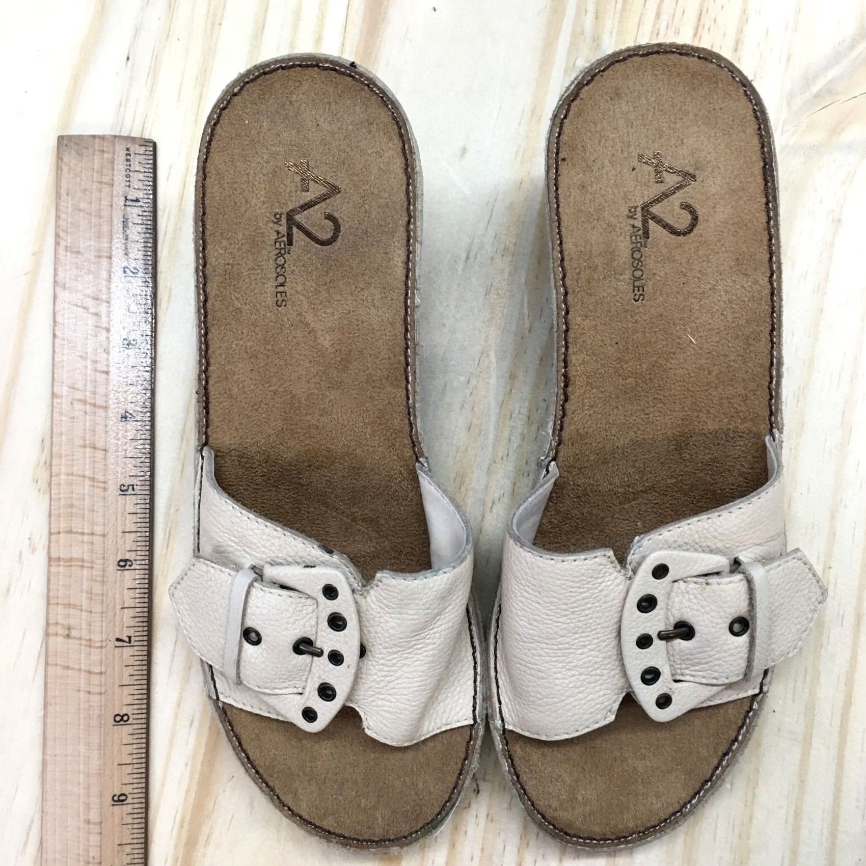 Vintage Aerosoles A2 Sandals Women’s 6 M Leather Beige Wedge Slides Casual Size US 6 / IT 36 - 6 Thumbnail