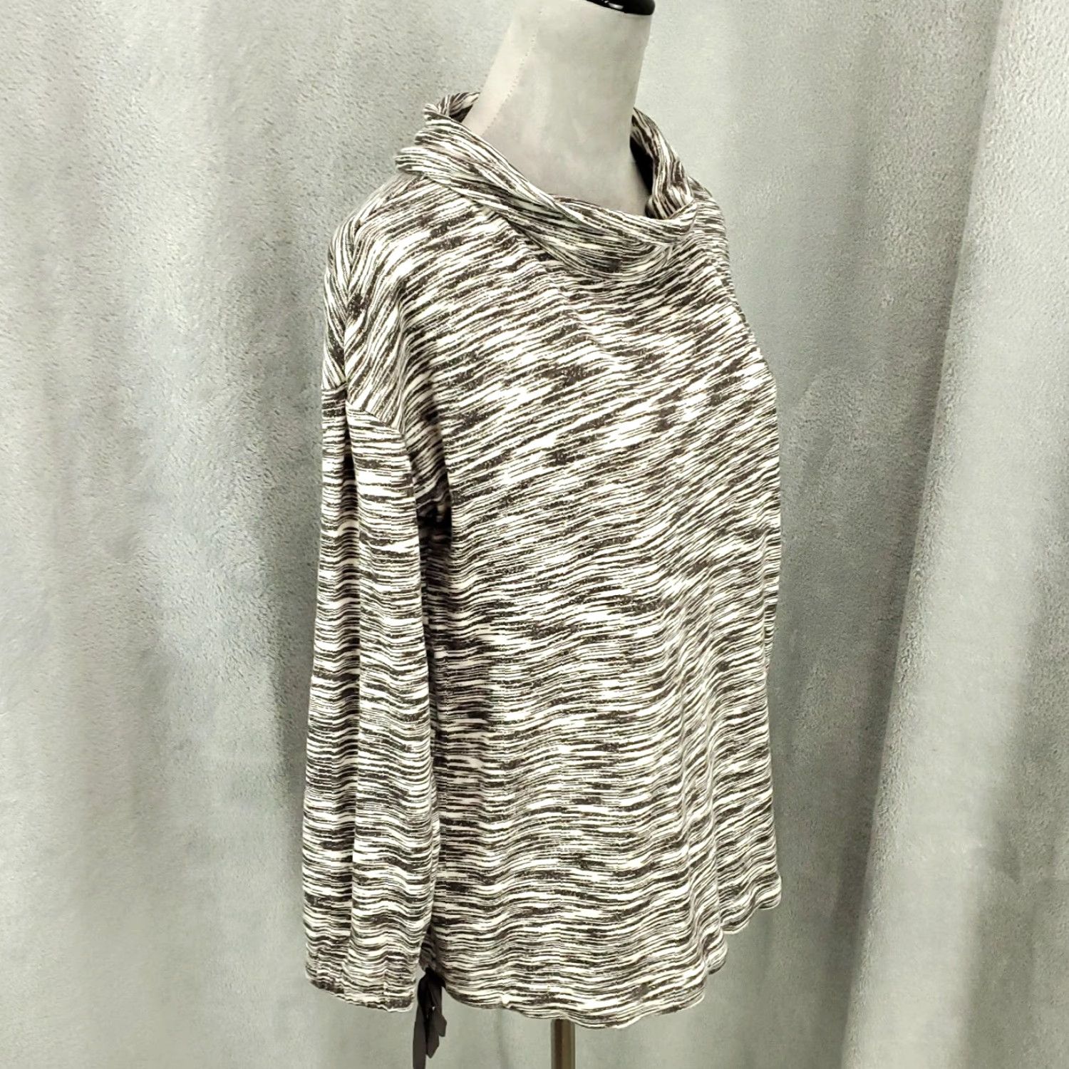 Talbots Womens Sweater Talbots Pullover Knit Cowl Neck Multicolor Black White Heathered Geometric Long Sleeve Petite PL Size Regular Modern Classic Women Size L / US 10 / IT 46 - 2 Thumbnail
