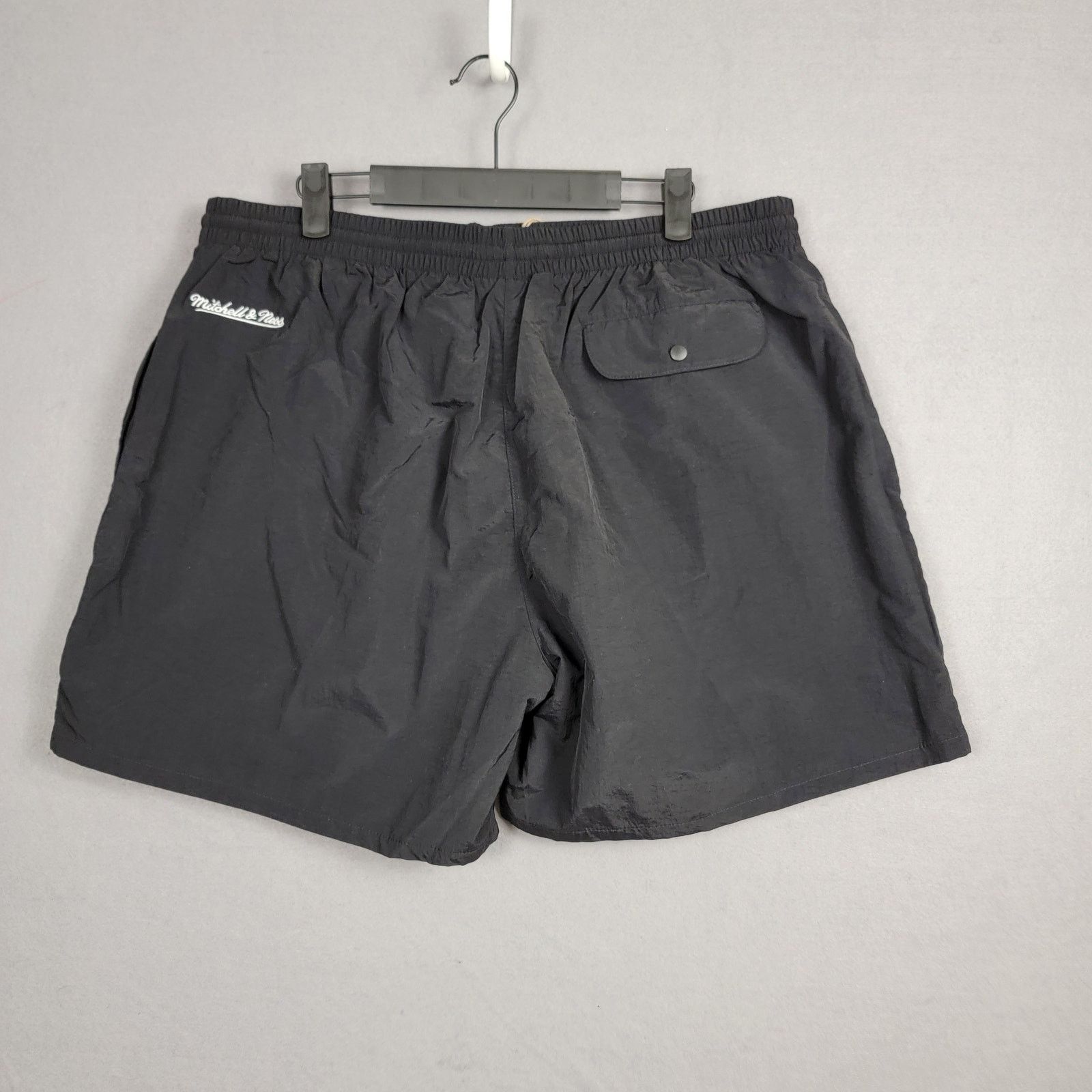Mitchell & Ness Georgetown Hoyas Mitchell & Ness NCAA Team Shorts 2XL (113) Size US 35 - 2 Thumbnail