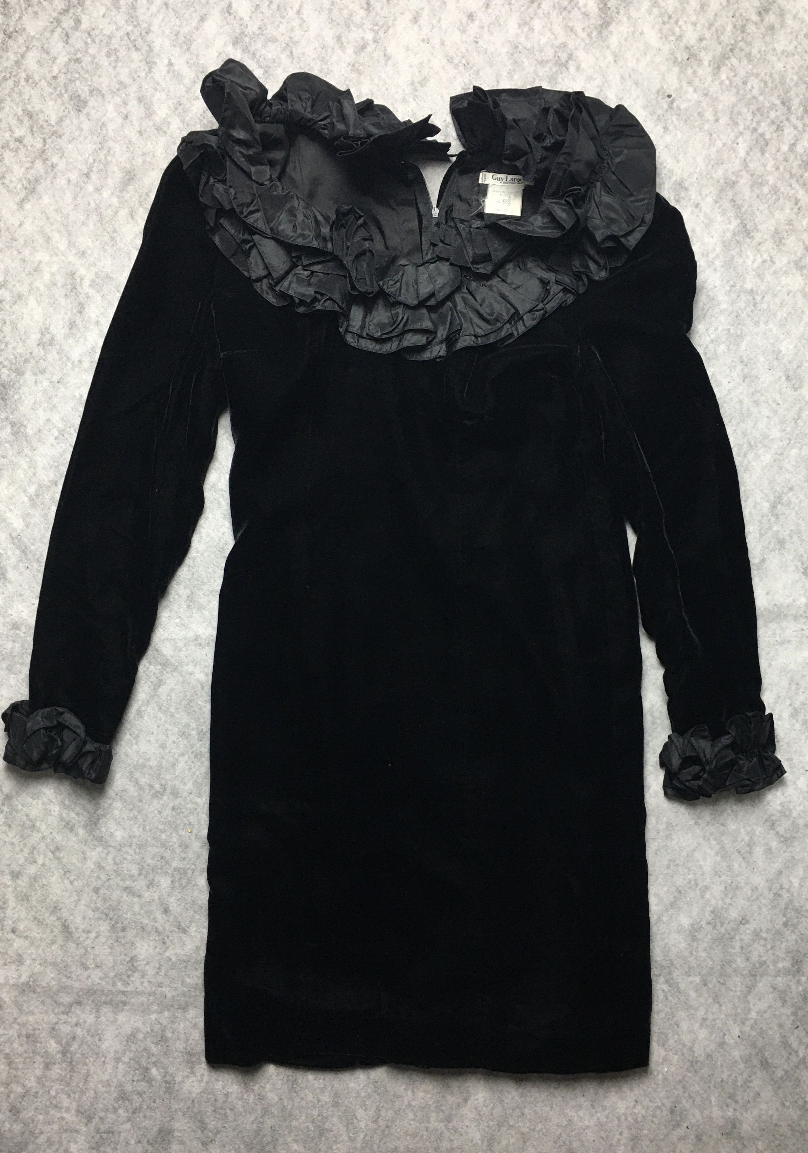 Guy Laroche Vintage Guy Laroche Black Velvet Ruffle Collar Dress 1980s Size S / US 4 / IT 40 - 3 Thumbnail