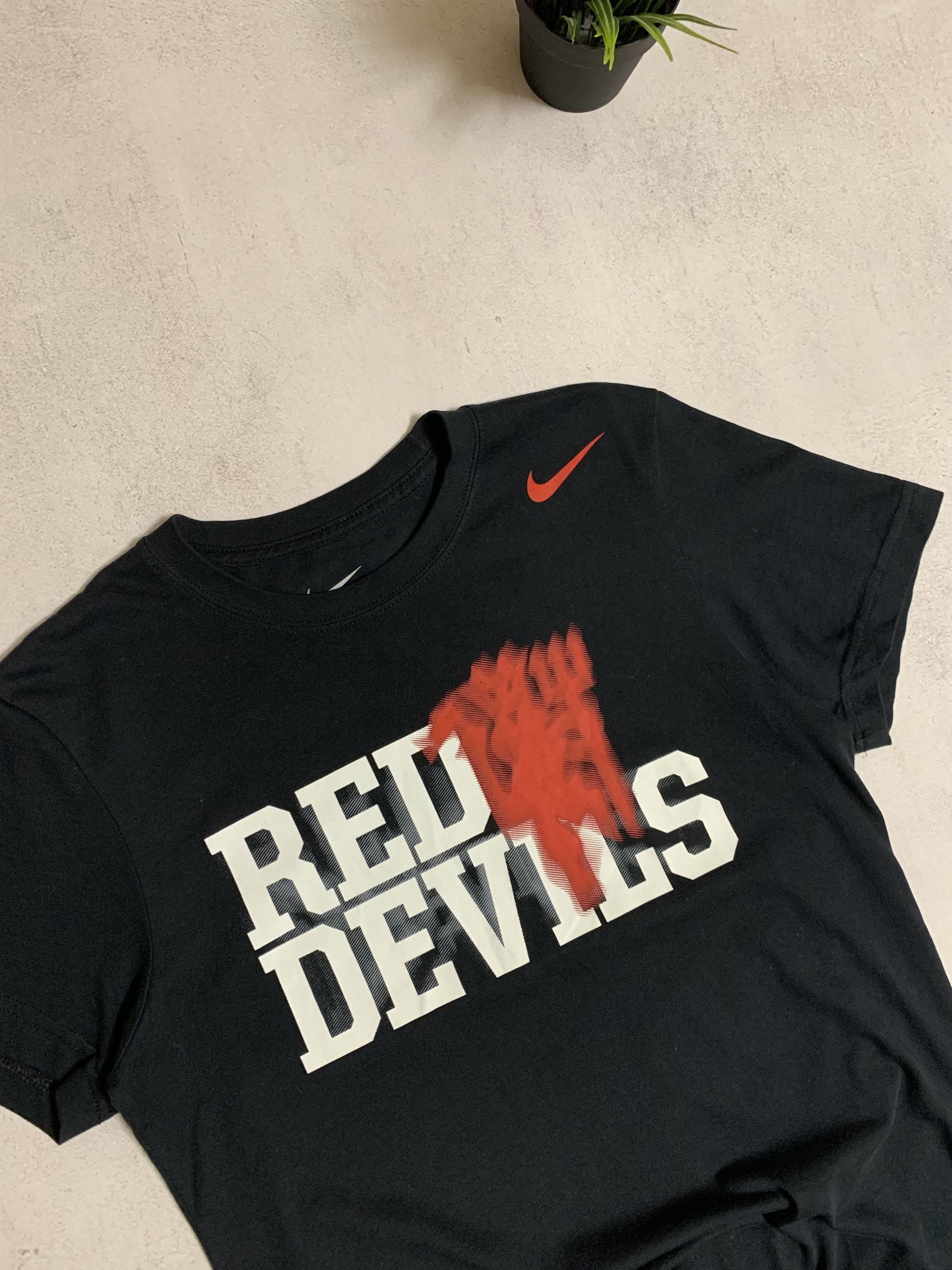 Nike Vintage Nike Manchester United T Shirt Tee Red Devils Size US M / EU 48-50 / 2 - 2 Thumbnail