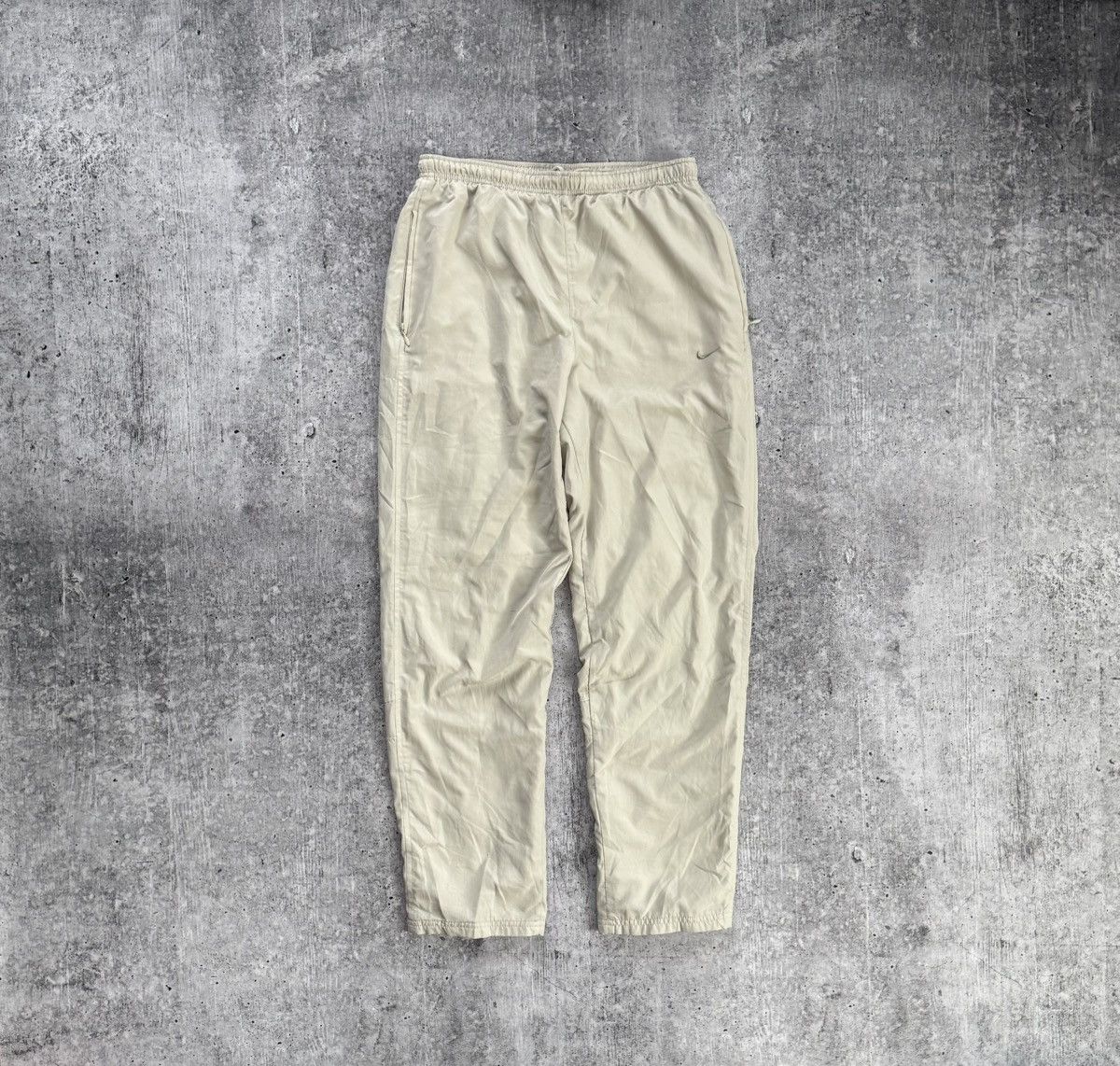 Nike Nike Vintage Nylon TrackPants Joggers Y2K Drill Beige Size S Size US 32 / EU 48 - 1 Thumbnail