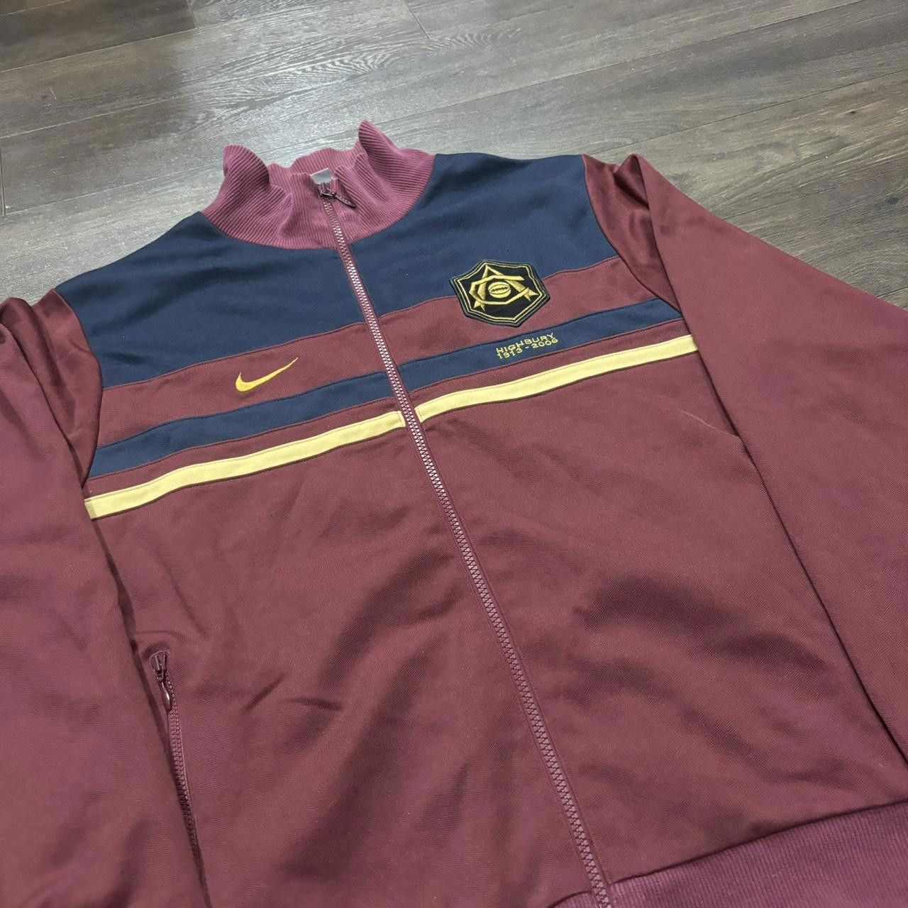Nike vintage Nike arsenal highbury 1913-2006 track jacket 00S L Size US L / EU 52-54 / 3 - 3 Thumbnail