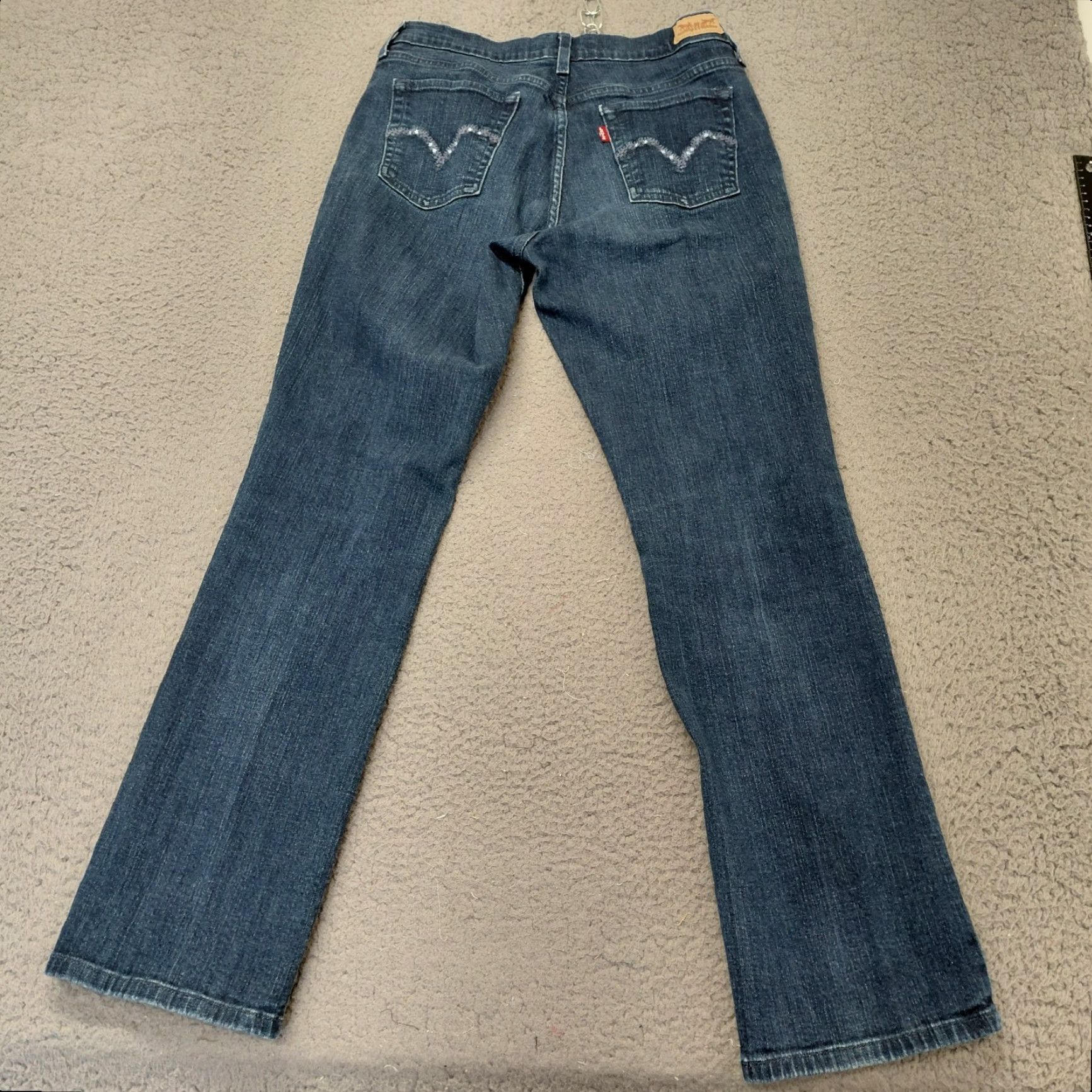 Levi's Levi’s 505 Jeans Womens Size 10M 30x32 Blue Dark Wash Embroidered Denim Pockets Size 32" / US 10 / IT 46 - 3 Thumbnail