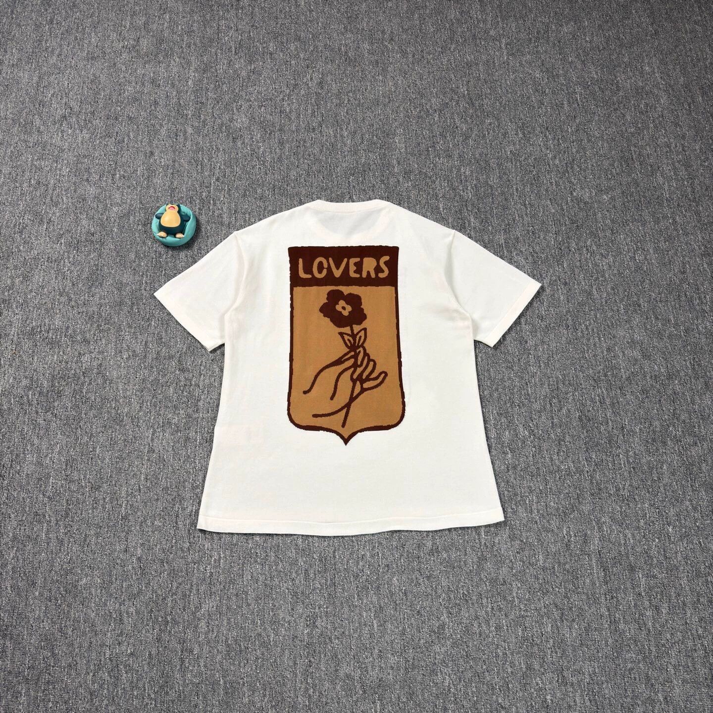 Louis Vuitton LV 26 white trunk print knit short sleeve M Size US M / EU 48-50 / 2 - 2 Thumbnail