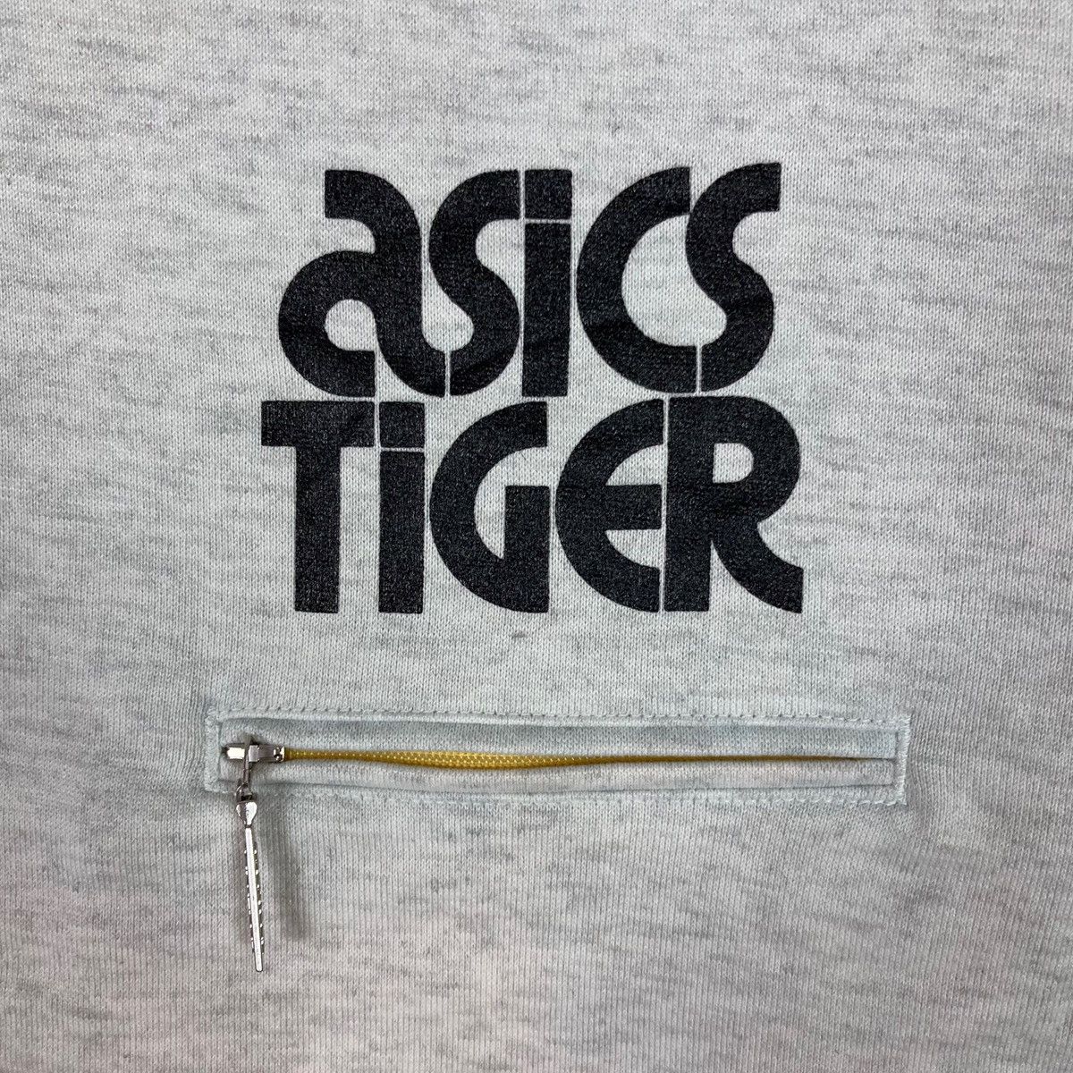 Asics Vintage Asics Tiger Single Pocket Pullover Jumper Sweatshirt Size US M / EU 48-50 / 2 - 3 Thumbnail