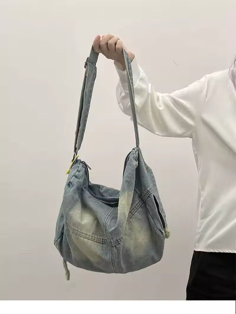 Japanese Brand × Jean Washed Denim Shoulder Bag Size ONE SIZE - 4 Thumbnail