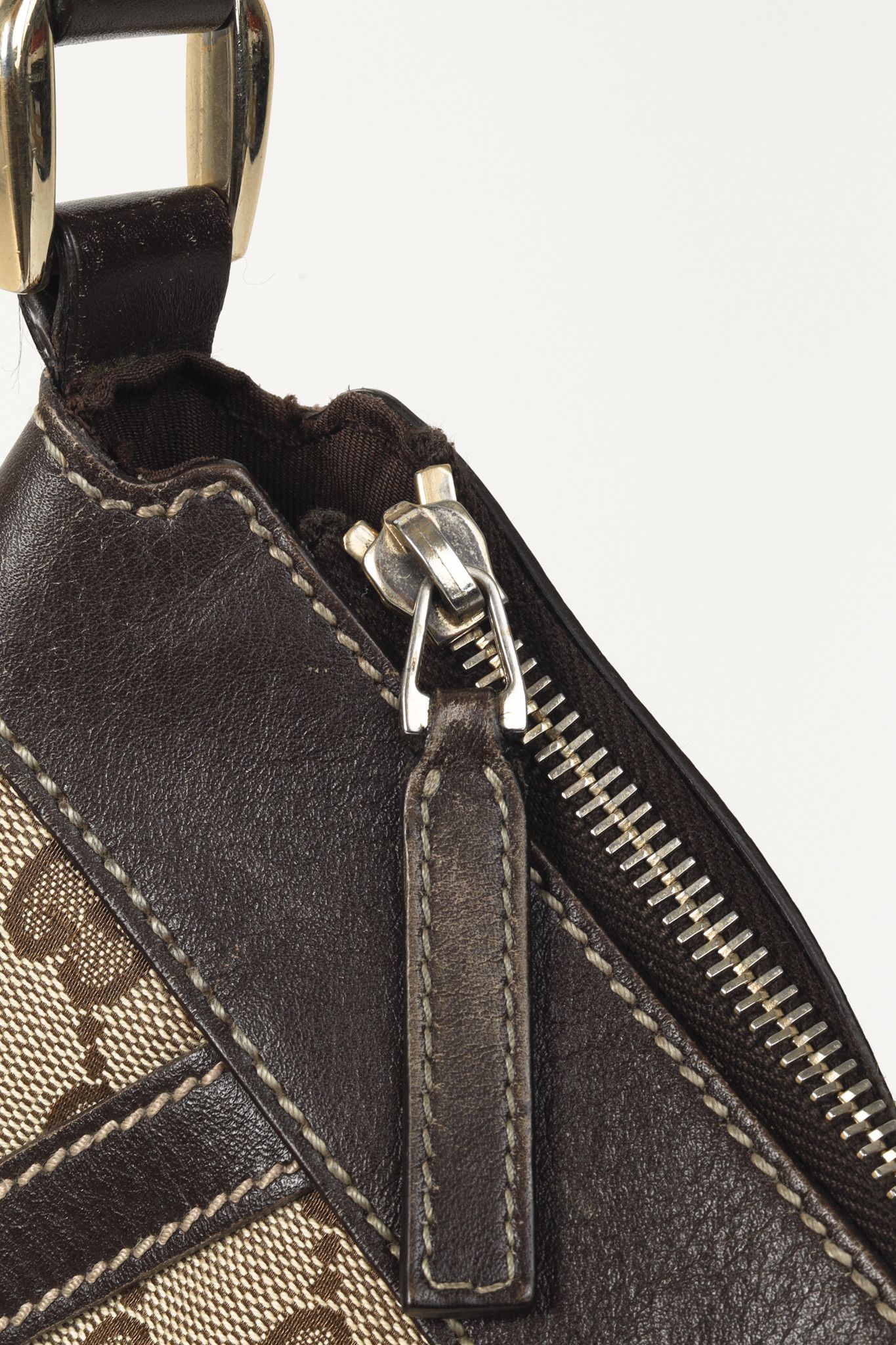 Gucci Gucci Vintage Brown D-Ring Monogram Fabric Crossbody Bag Size ONE SIZE - 11 Thumbnail