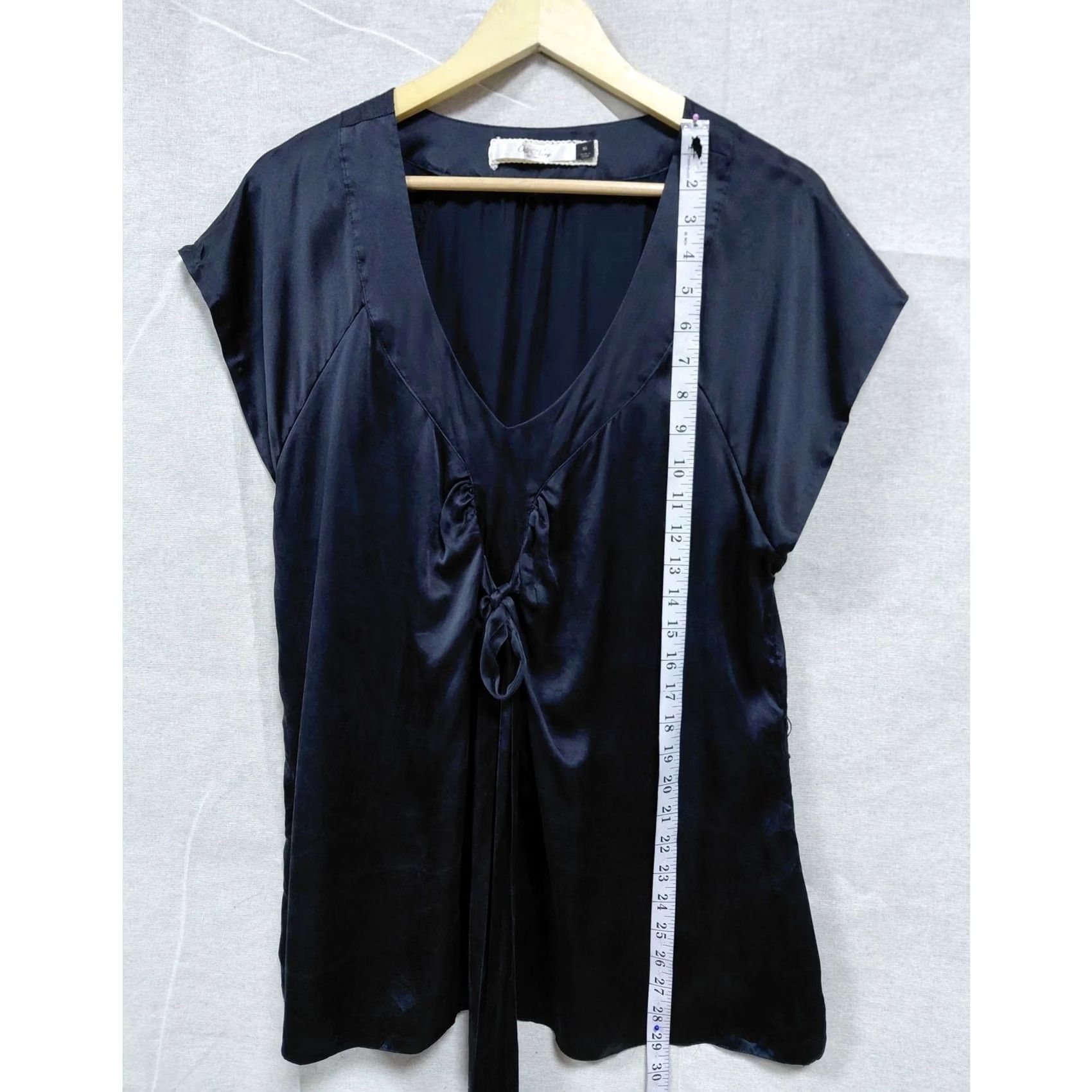 Old Navy Old Navy Black Satin Blouse Solid Short Sleeve Women Size XL Size XL / US 12-14 / IT 48-50 - 5 Thumbnail