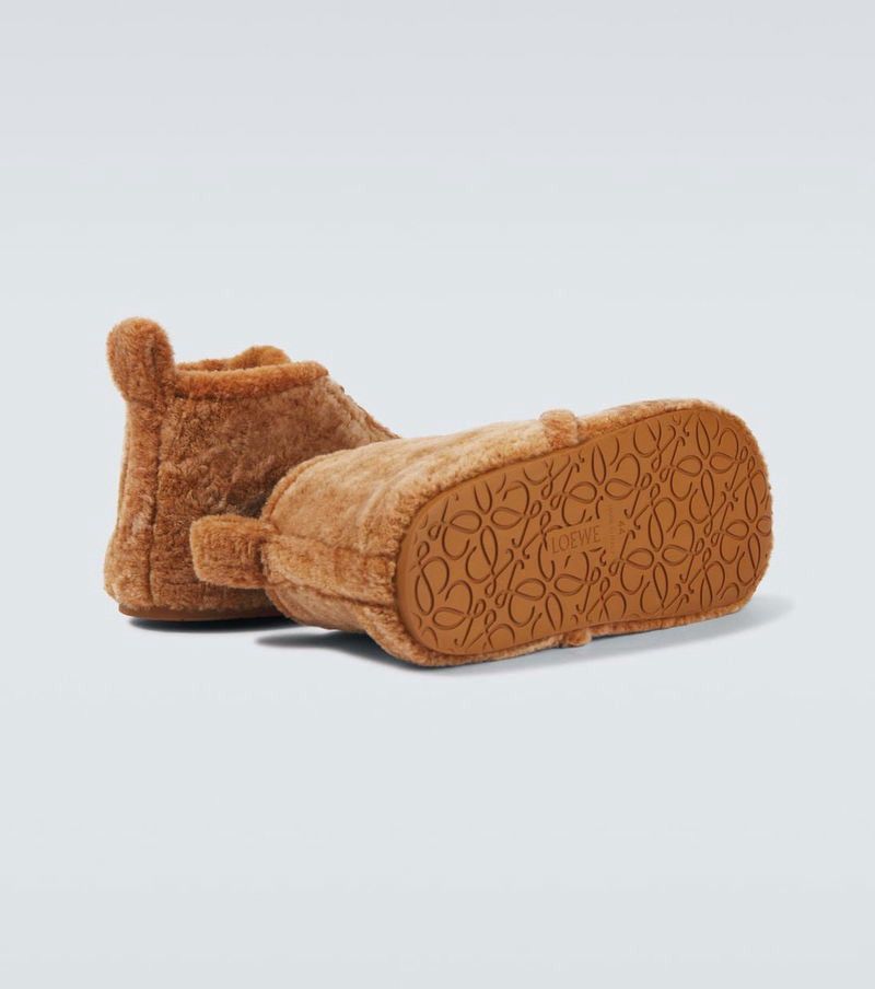 Loewe lago shearling lace-up boots Size US 9 / EU 42 - 3 Thumbnail