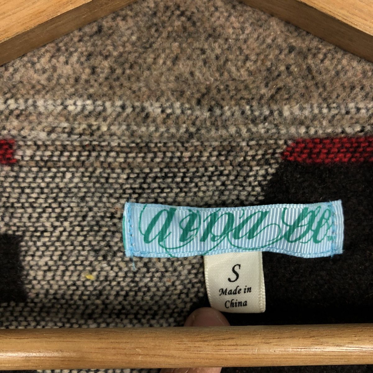 Japanese Brand VINTAGE WOOL NAVAJO AZTEC DESIGN JACKET JAPAN Size US S / EU 44-46 / 1 - 11 Thumbnail