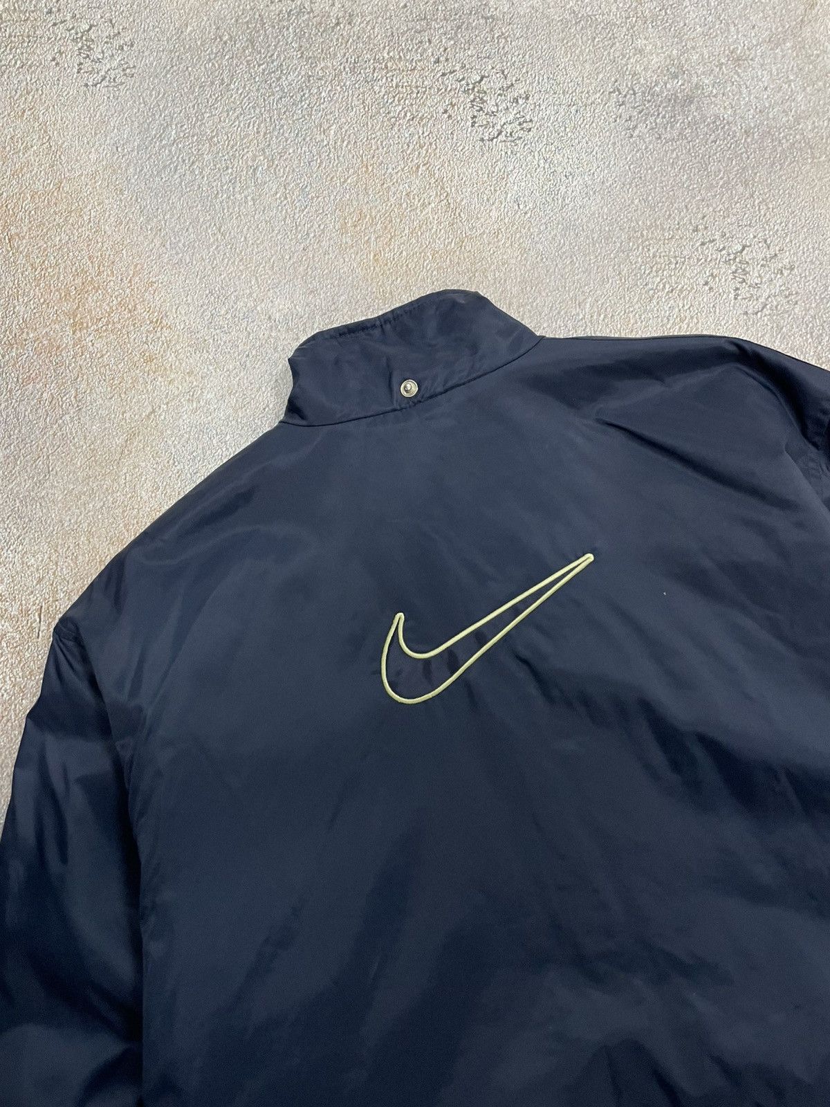 Nike Vintage Nike Big Swoosh Nylon Jacket Size US M / EU 48-50 / 2 - 3 Thumbnail
