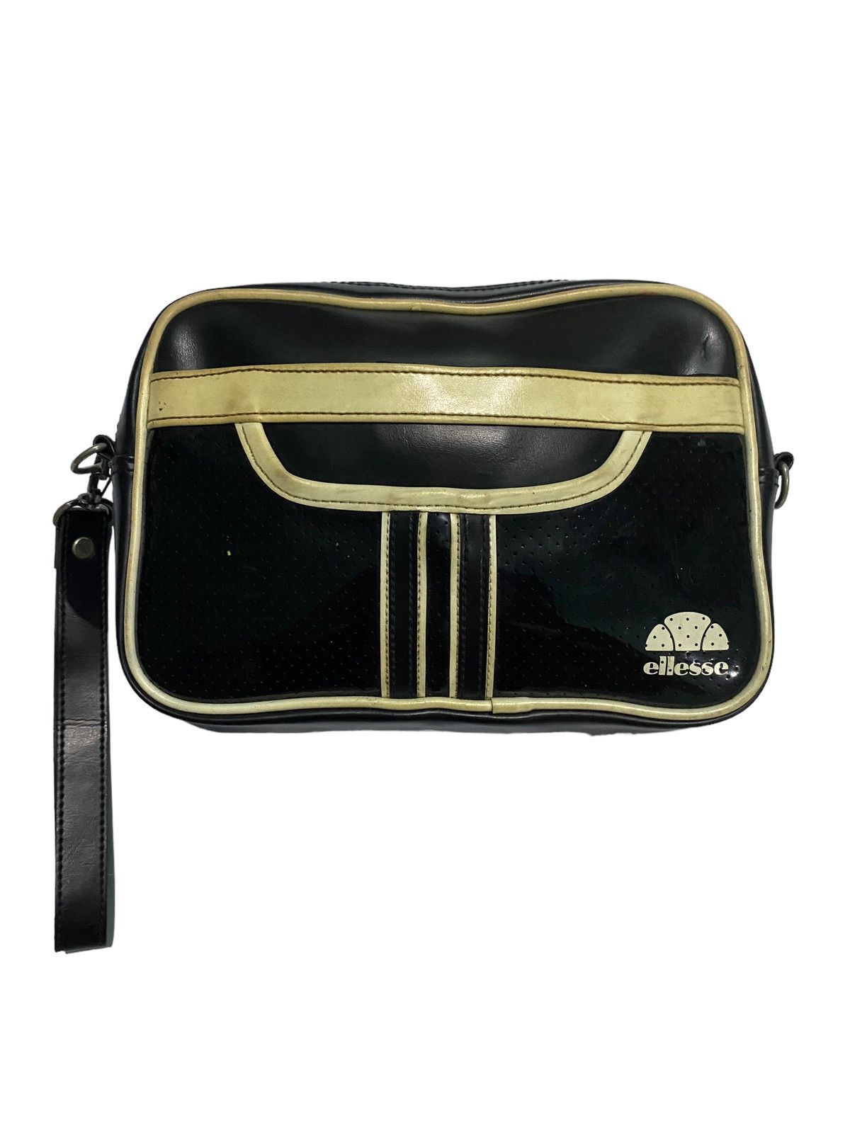 Vintage 🥶 Vintage ELLESSE sling bag Clutch backpack Grailed