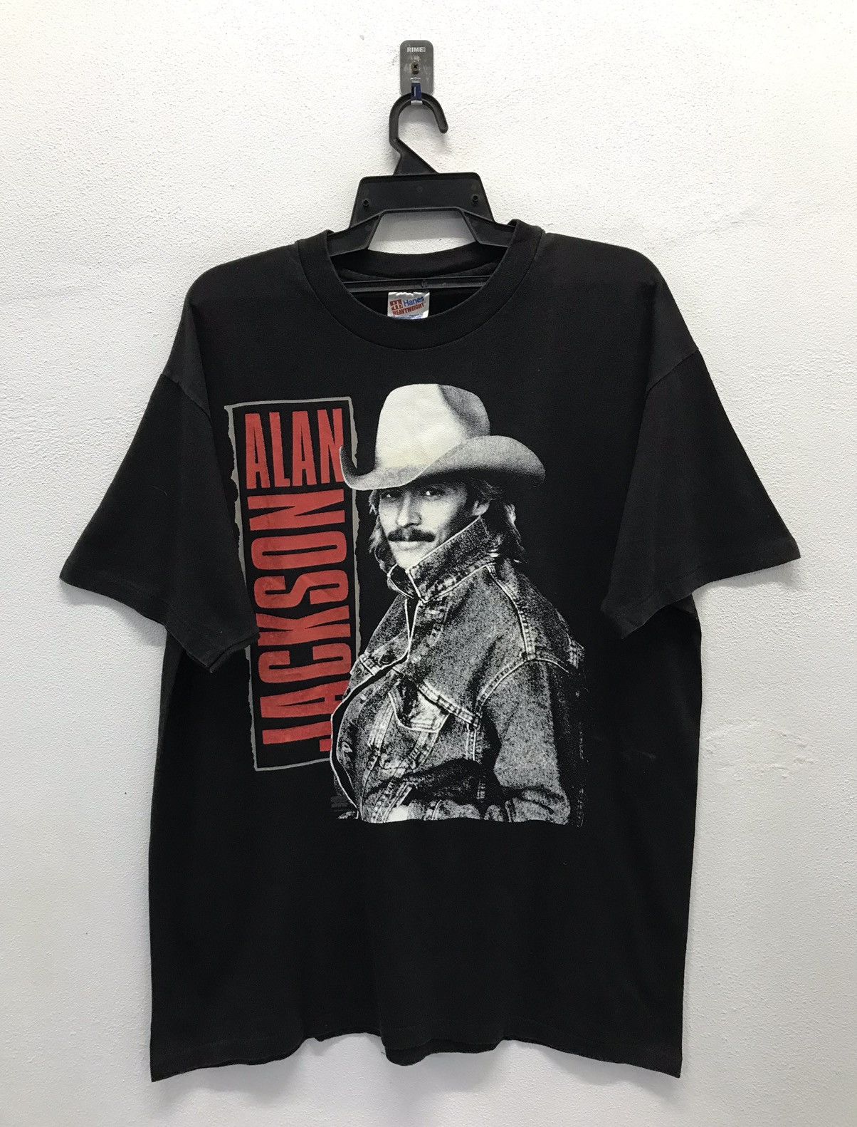 Hanes × Vintage Vintage Hanes Alan Jackson Made In Usa Shirt Size US XL / EU 56 / 4 - 1 Thumbnail