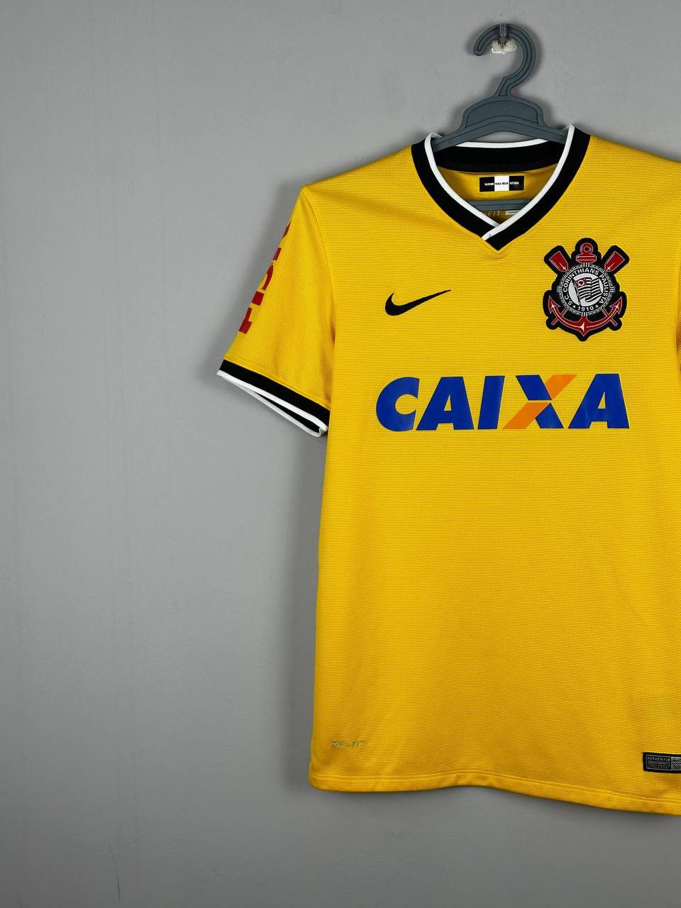 Nike 2014 Nike S.C. Corinthians Paulista Brazil Soccer Jersey Size US S / EU 44-46 / 1 - 2 Thumbnail