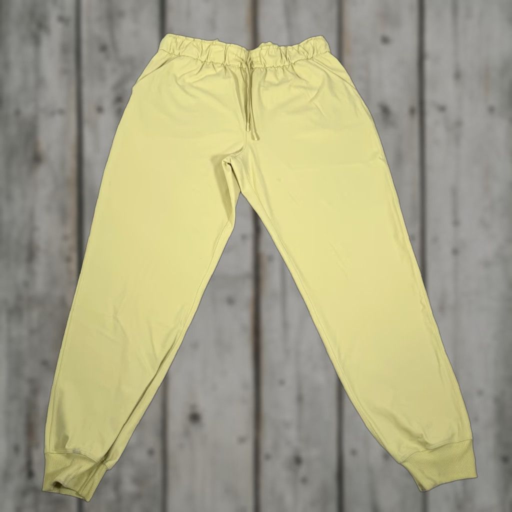 Lululemon Lululemon Pants Womens 12 Yellow Align High Rise Jogger Athletic Drawstring Logo Size 34" / US 12 / IT 48 - 1 Thumbnail