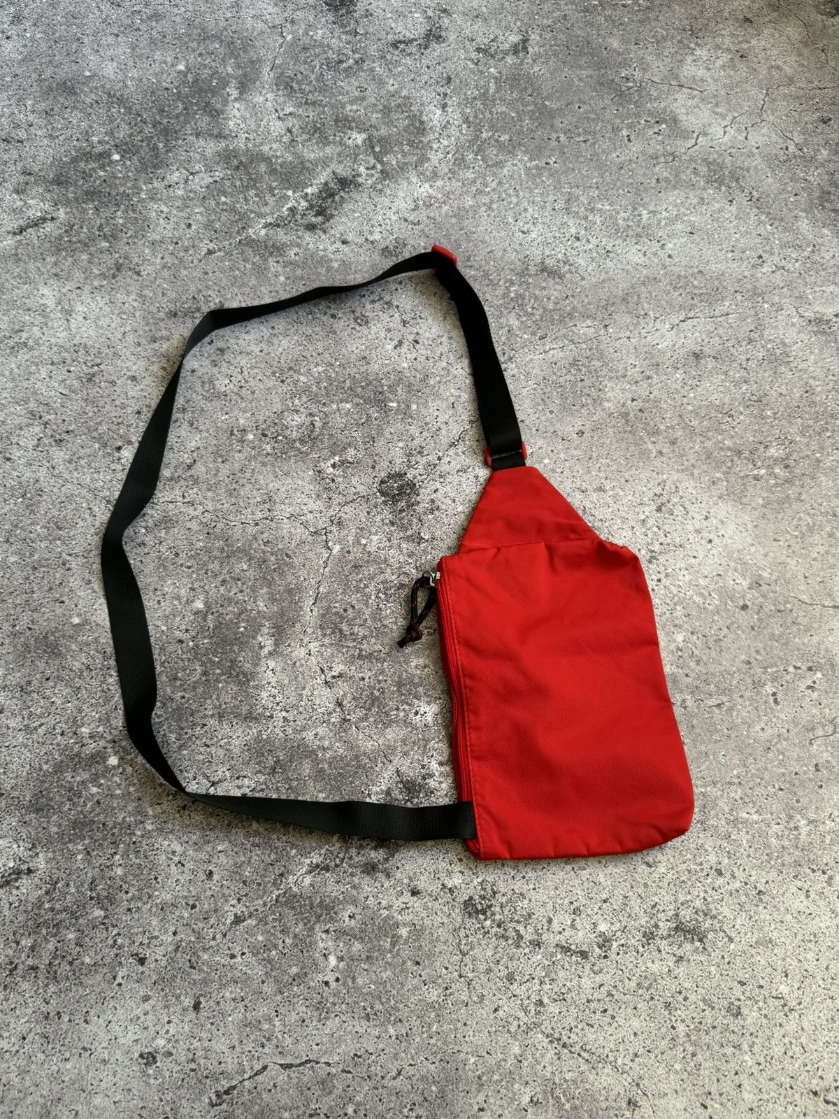 Diesel × Vintage Vintage Diesel Red crossbody sling bag messenger Size ONE SIZE - 9 Thumbnail