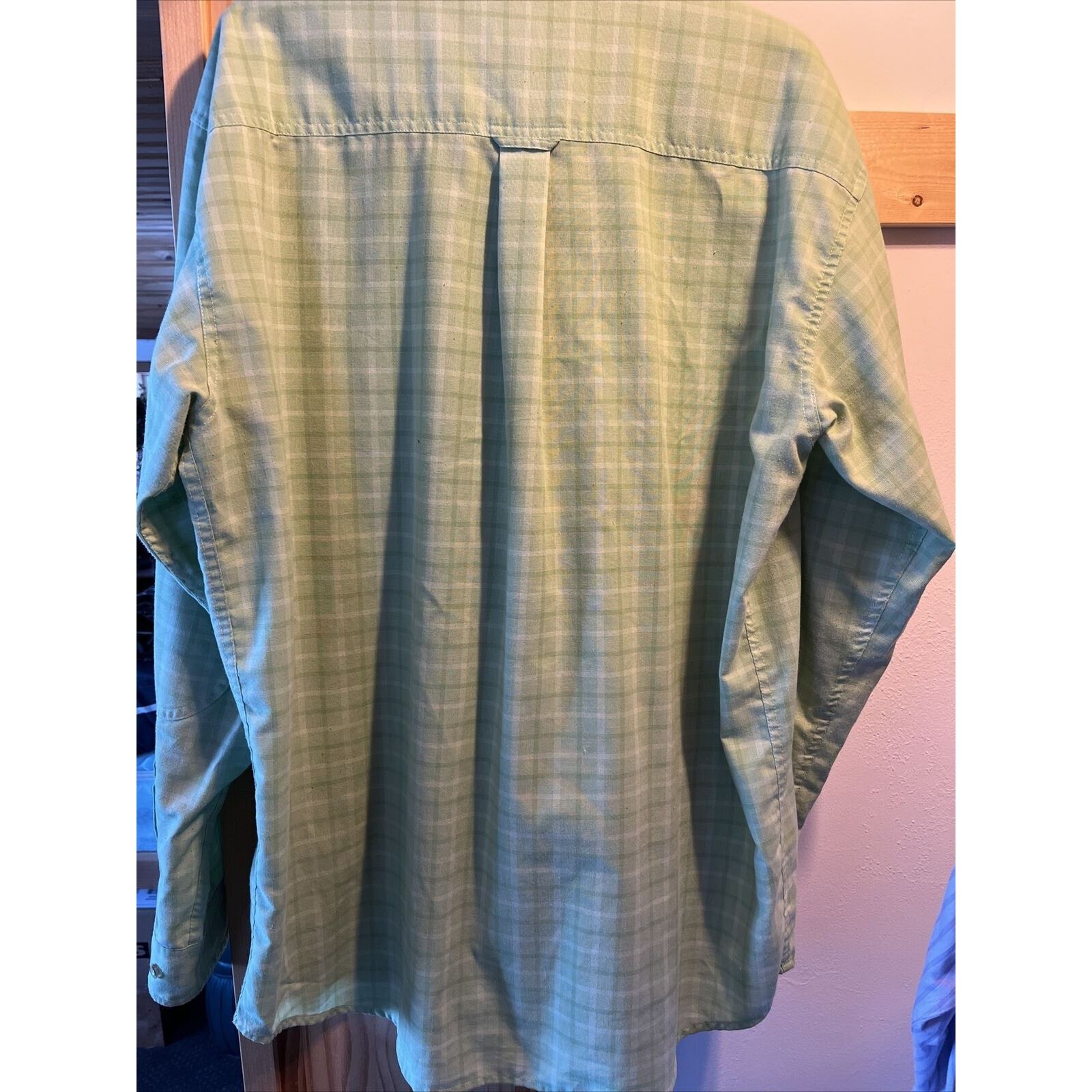 Cabelas Cabela’s Men’s L Green Check LS Button Polyester Blend Shirt Size US L / EU 52-54 / 3 - 15 Thumbnail