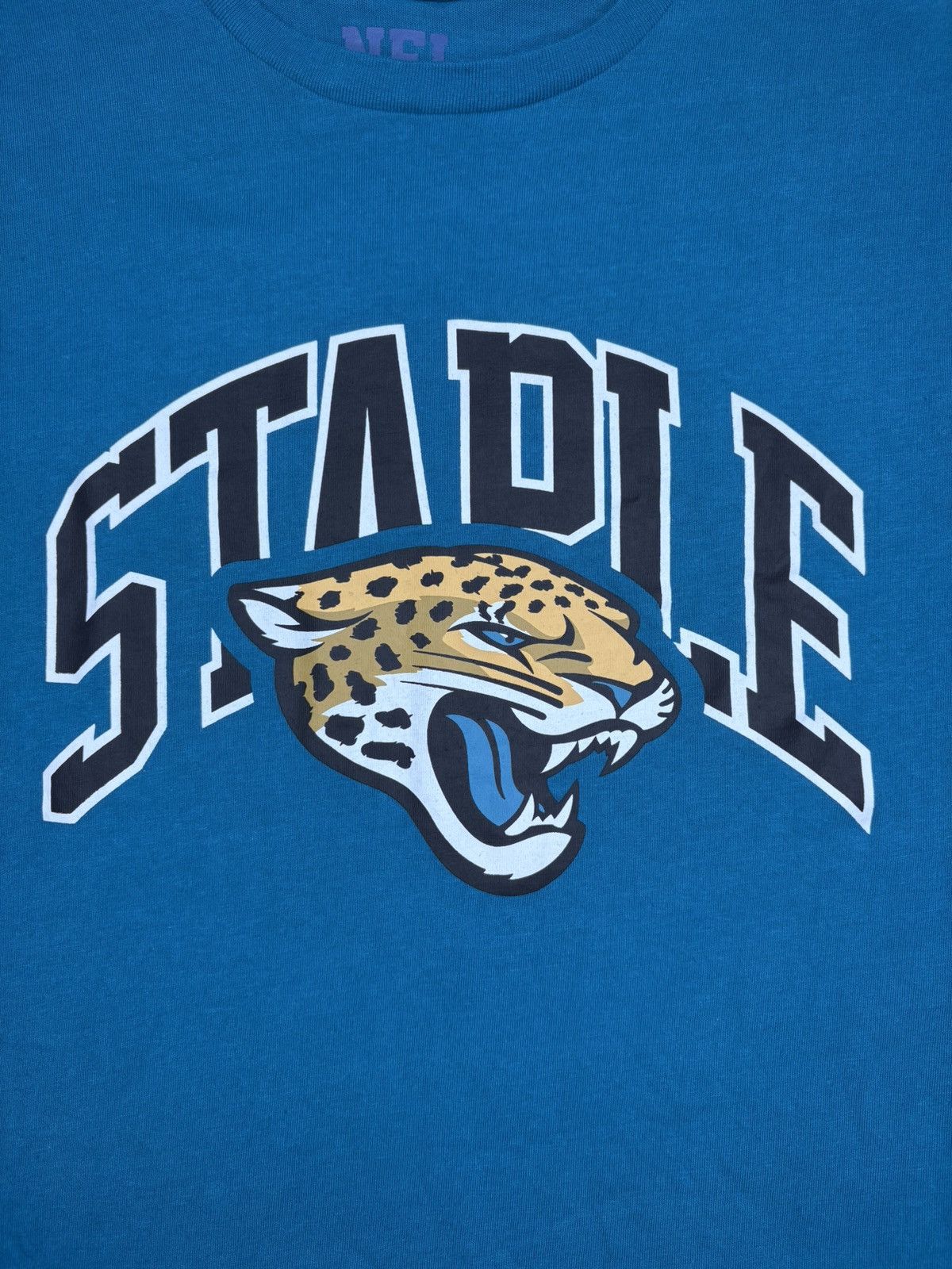 NFL × Staple Staple x NFL Jacksonville Jaguars T-Shirt Size XL Size US XL / EU 56 / 4 - 1 Thumbnail
