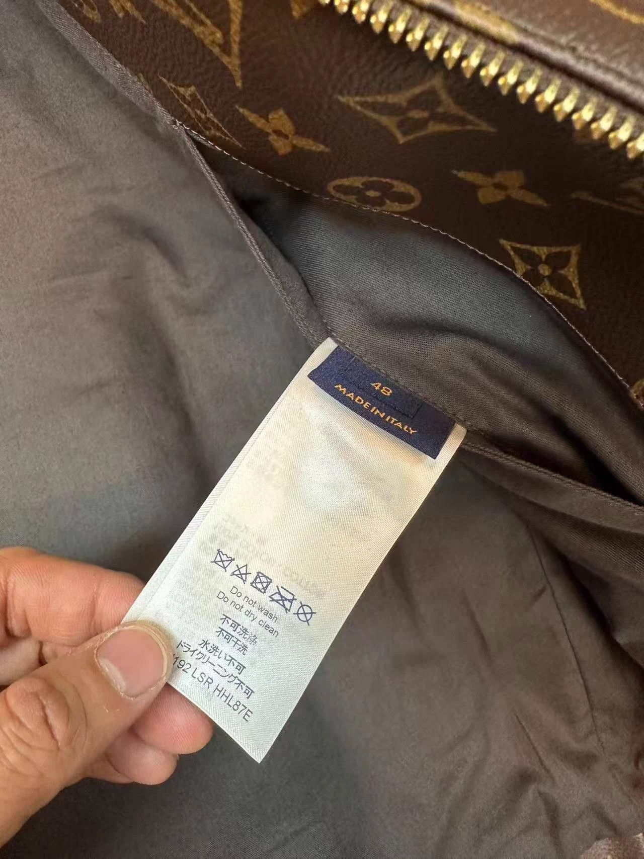 Louis Vuitton LV Runway Navy Monogram Multi-pocket Leather Jacket Size US M / EU 48-50 / 2 - 4 Thumbnail