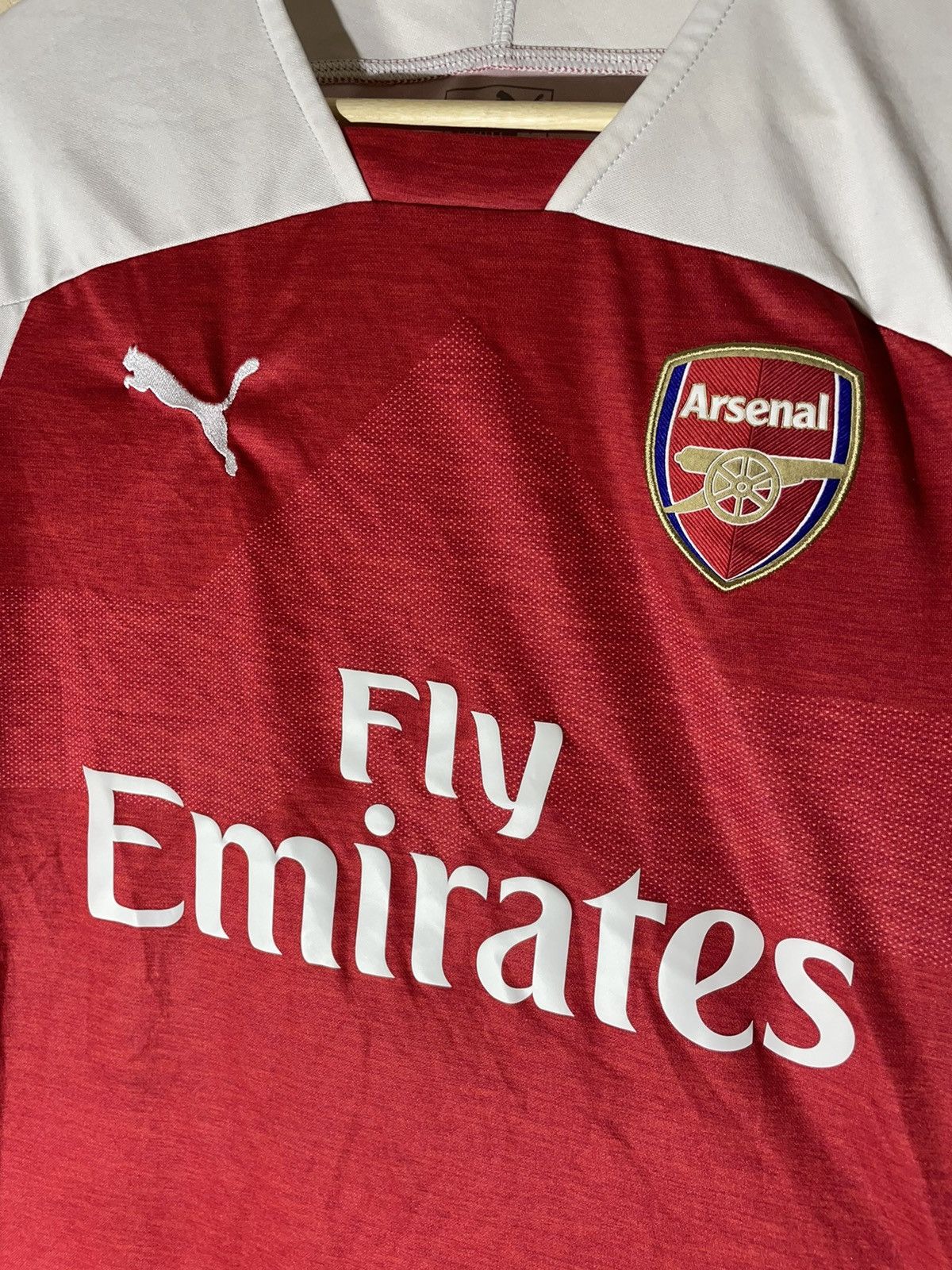 Puma Puma Arsenal 2017 soccer jersey Size US S / EU 44-46 / 1 - 4 Thumbnail