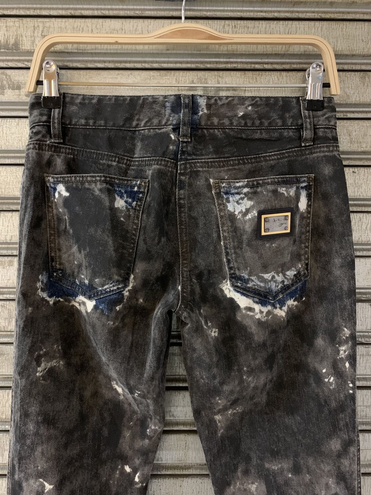 Dolce & Gabbana Dolce & gabbana denim bleach wash jeans Size 26" / US 2 / IT 38 - 4 Thumbnail