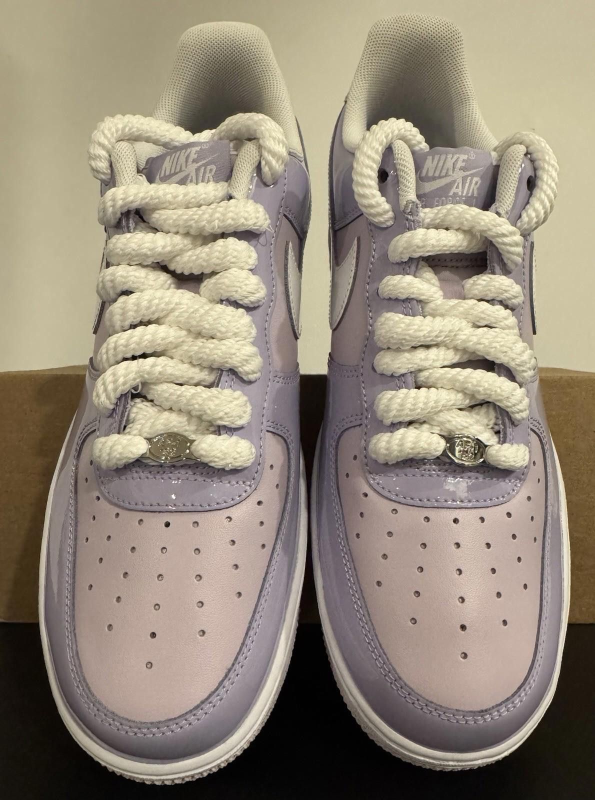 Nike Nike Air Force 1 Low '07 LV8 Hydrangeas Patent Lavender M9.5 Size US 9.5 / EU 42-43 - 4 Thumbnail