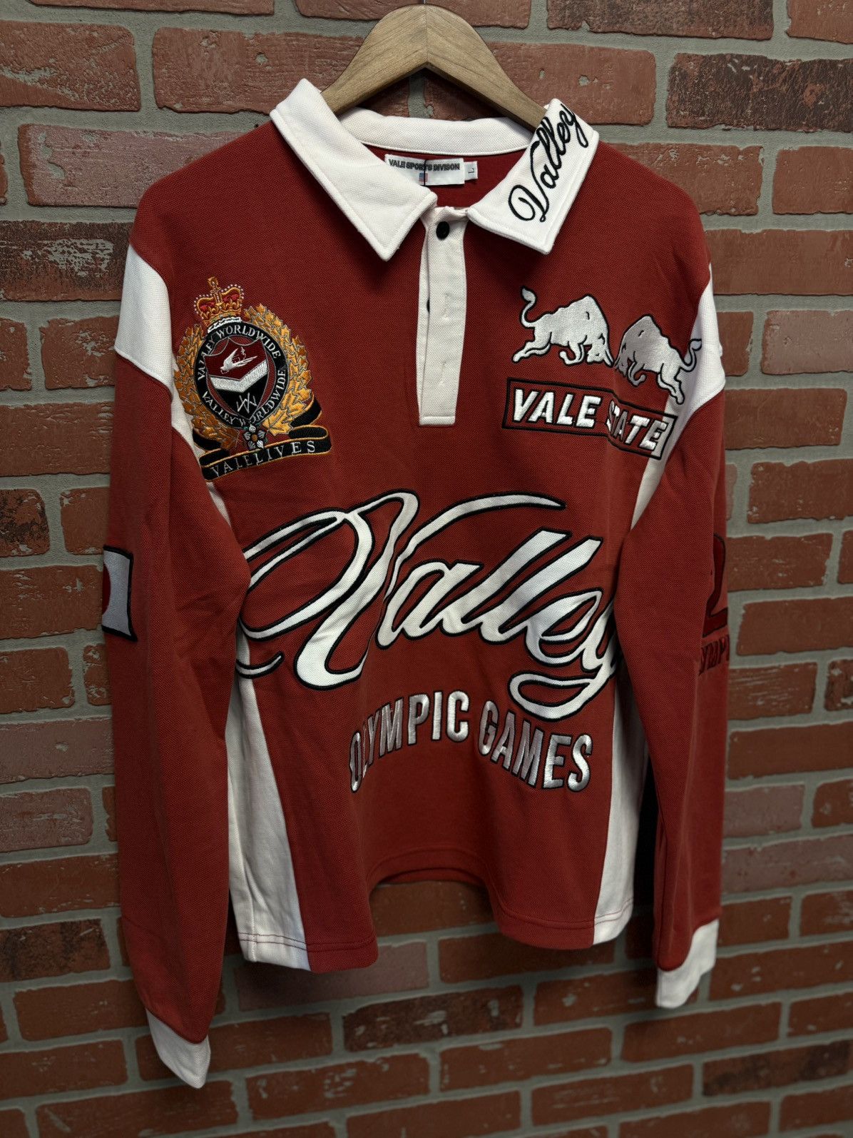 Vale Valley Olympic Rugby Long Sleeve Shirt Size Large (NEW) Size US L / EU 52-54 / 3 - 4 Thumbnail