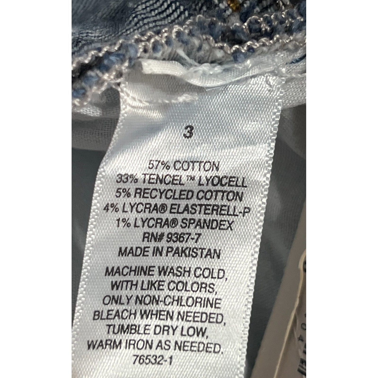 Arizona Jean Co. Arizona - Women's High Rise Denim Short - Juniors - Blue - 3 Size 28" / US 6 / IT 42 - 11 Thumbnail