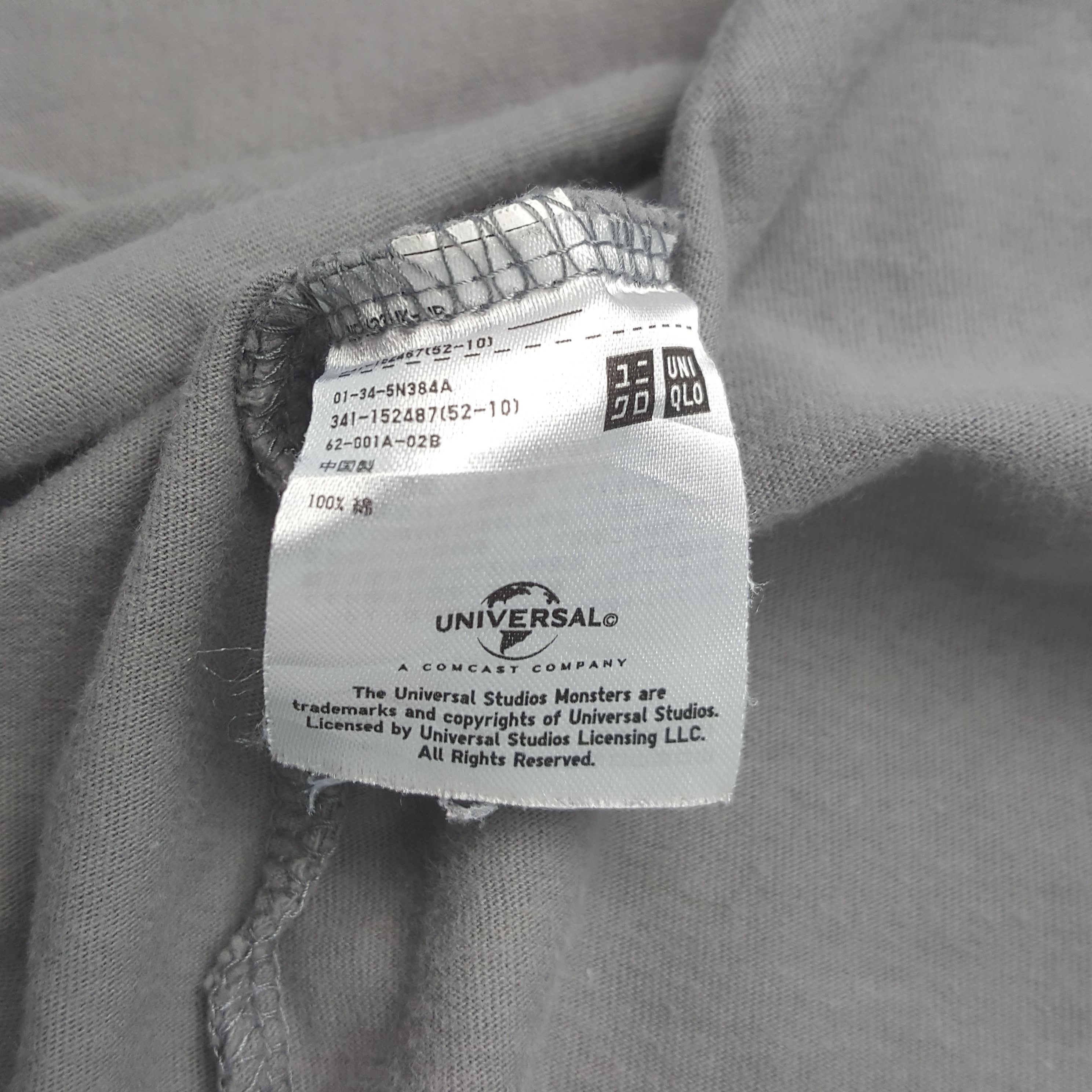 Other Vintage Frankenstein x Uniqlo Movie Tshirt Size US M / EU 48-50 / 2 - 7 Thumbnail