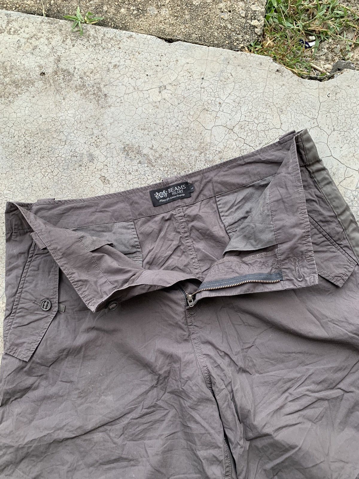 Beams Plus × Japanese Brand 🔥Steals🔥 Beams heart short pants Size US 34 / EU 50 - 8 Thumbnail
