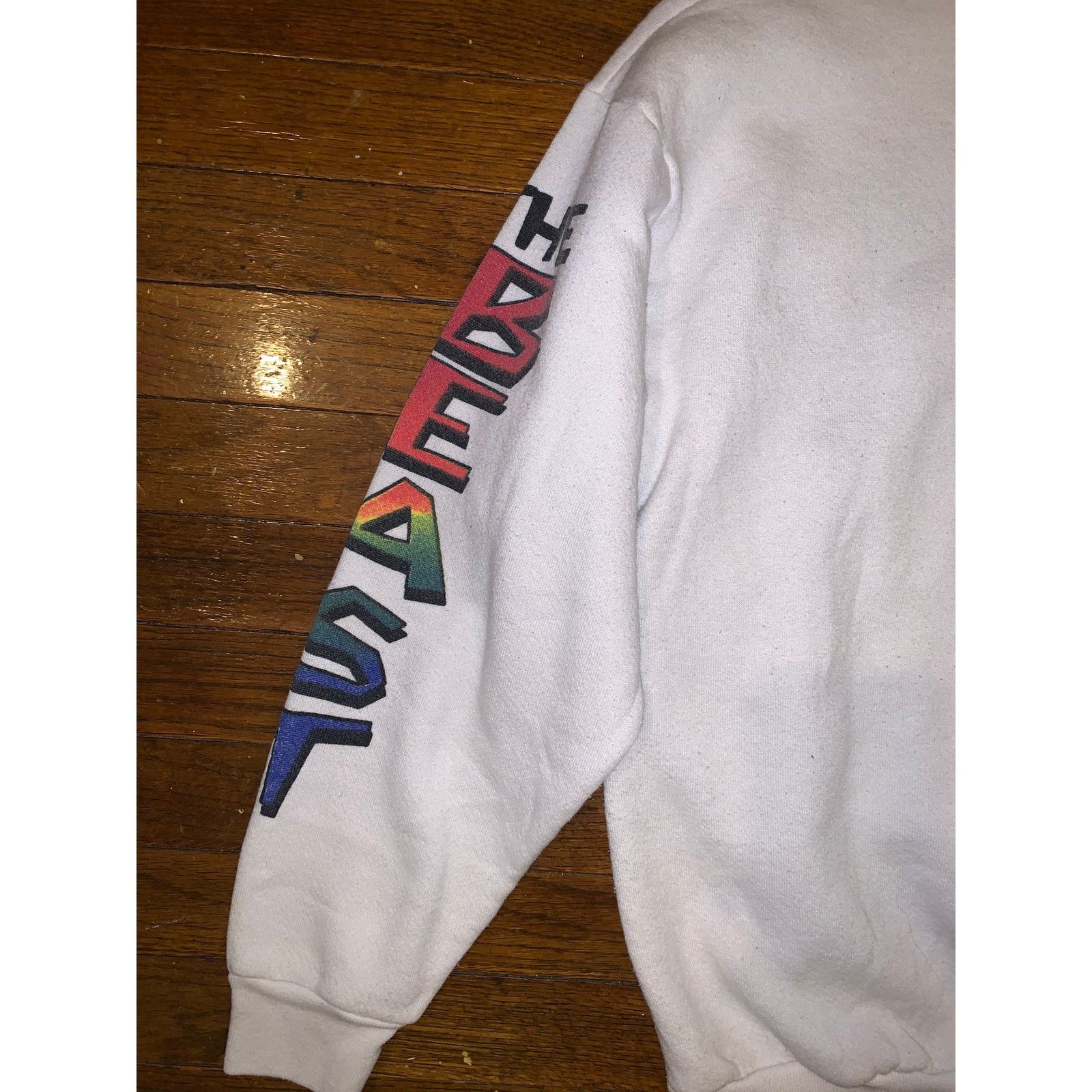 Vintage Vintage Looney Tunes Taz Sweater White L/M Size US L / EU 52-54 / 3 - 10 Thumbnail