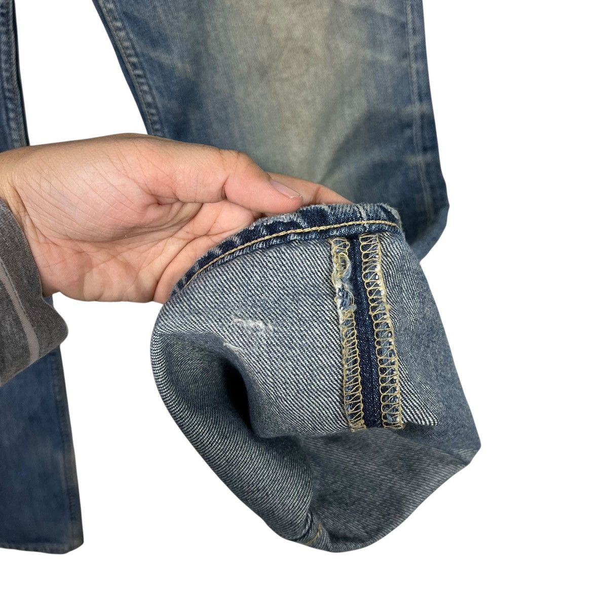 Levi's Vintage Levis Distressed Denim Jeans Size US 32 / EU 48 - 12 Thumbnail